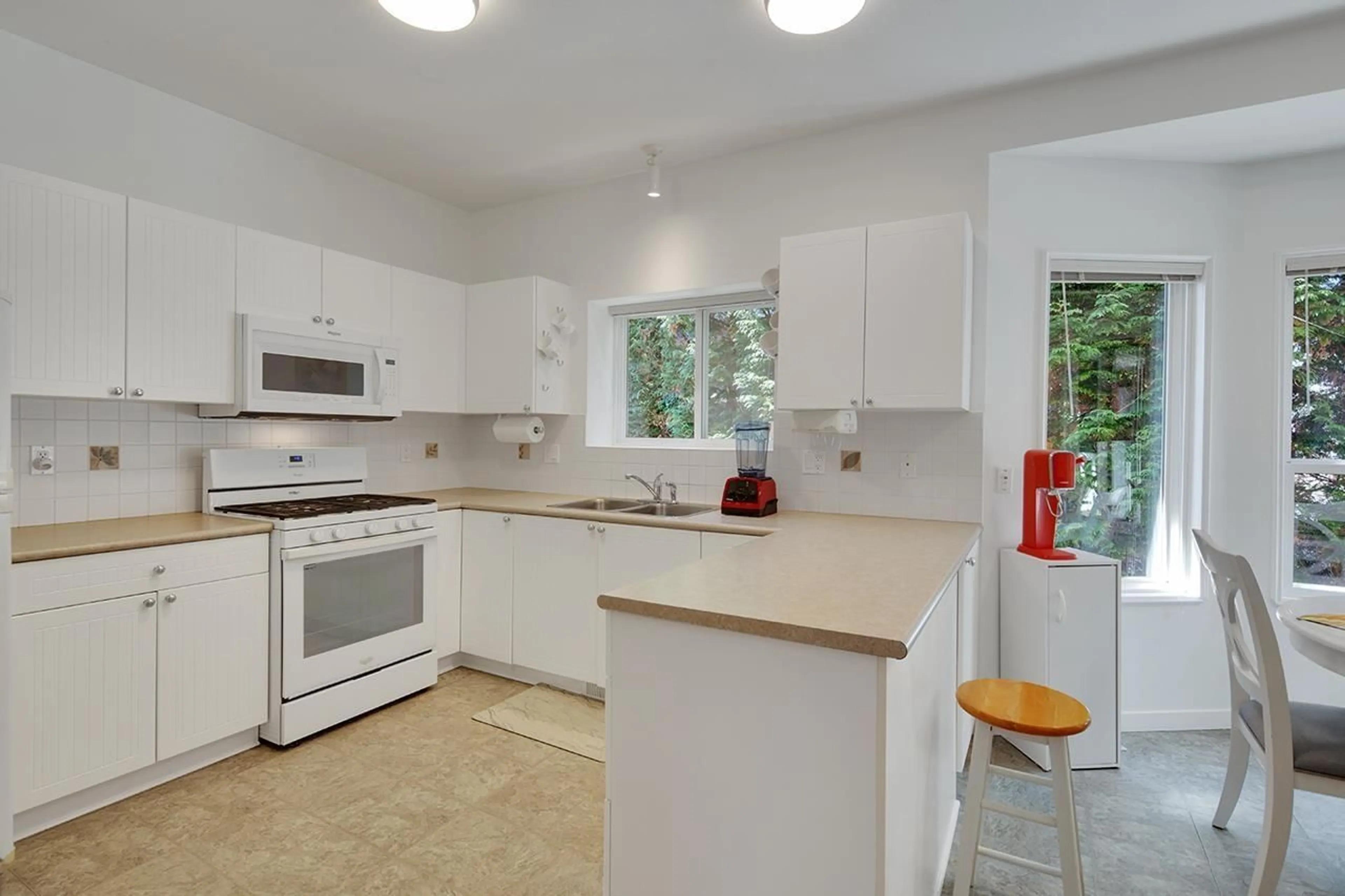 Unknown for 6615 205 STREET, Langley British Columbia V2Y2X8