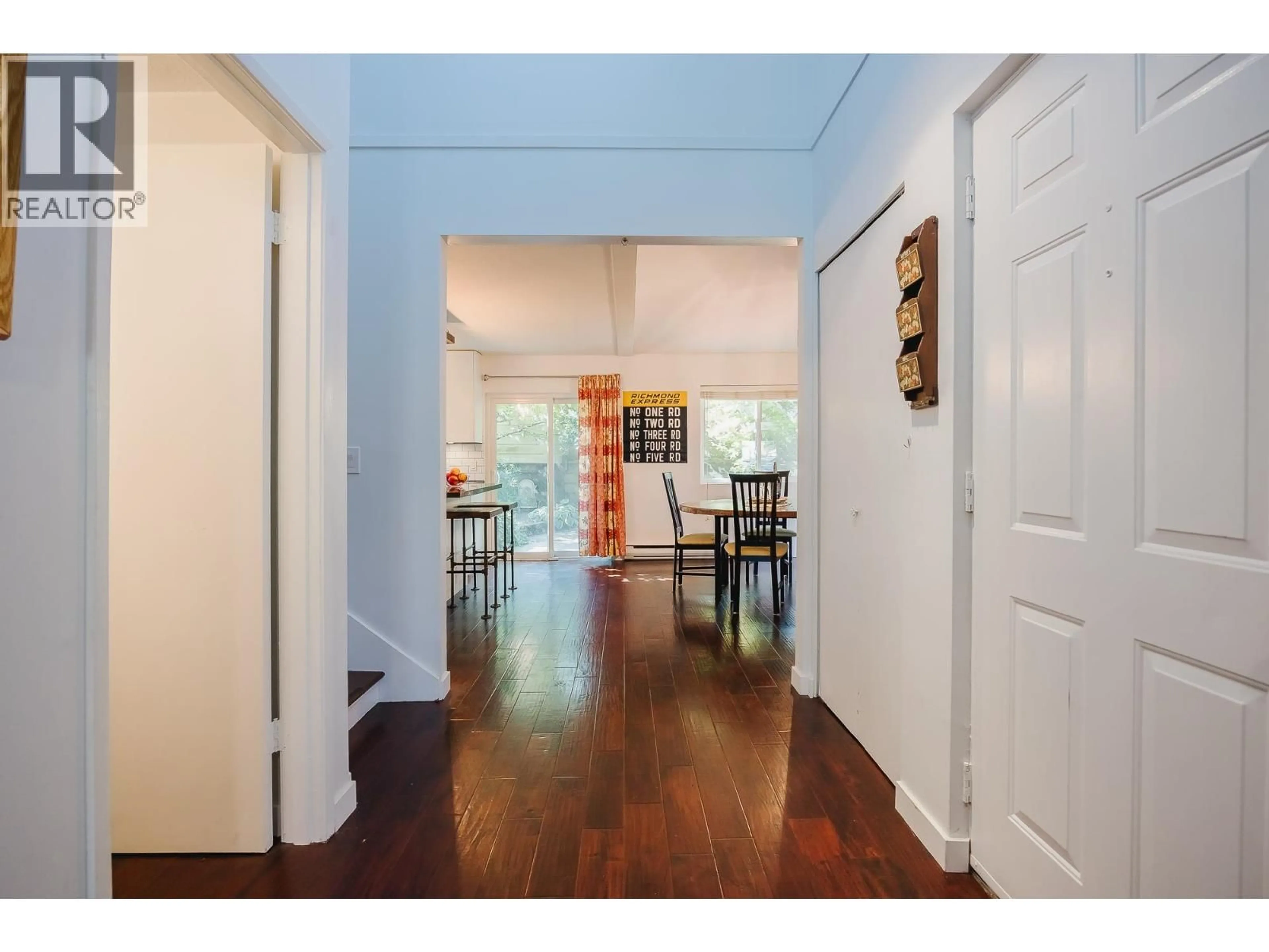 Indoor entryway for 37 - 6245 SHERIDAN ROAD, Richmond British Columbia V7E4W6