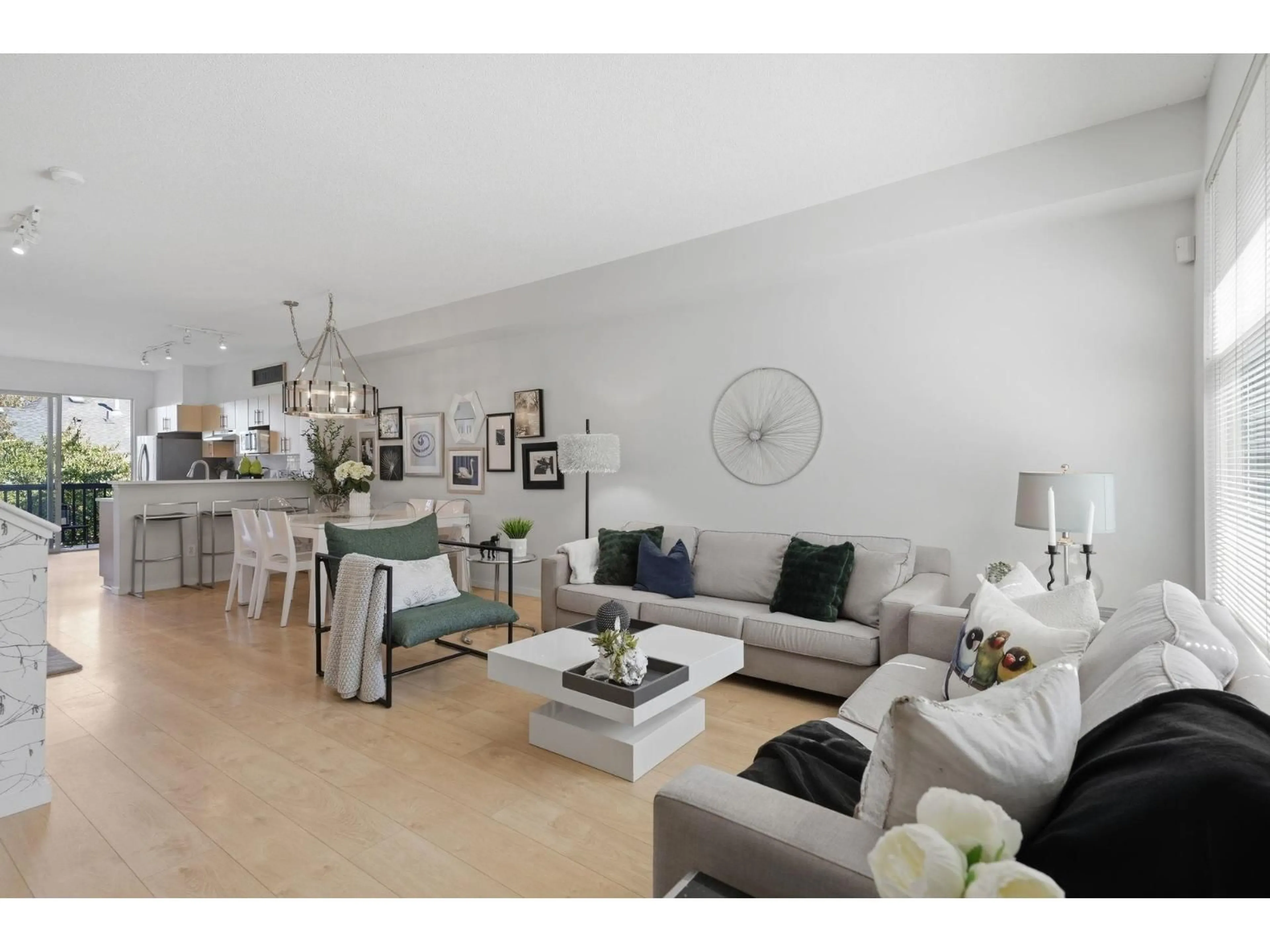 Living room with furniture, unknown for 46 - 15152 62A AVENUE, Surrey British Columbia V3S1V1