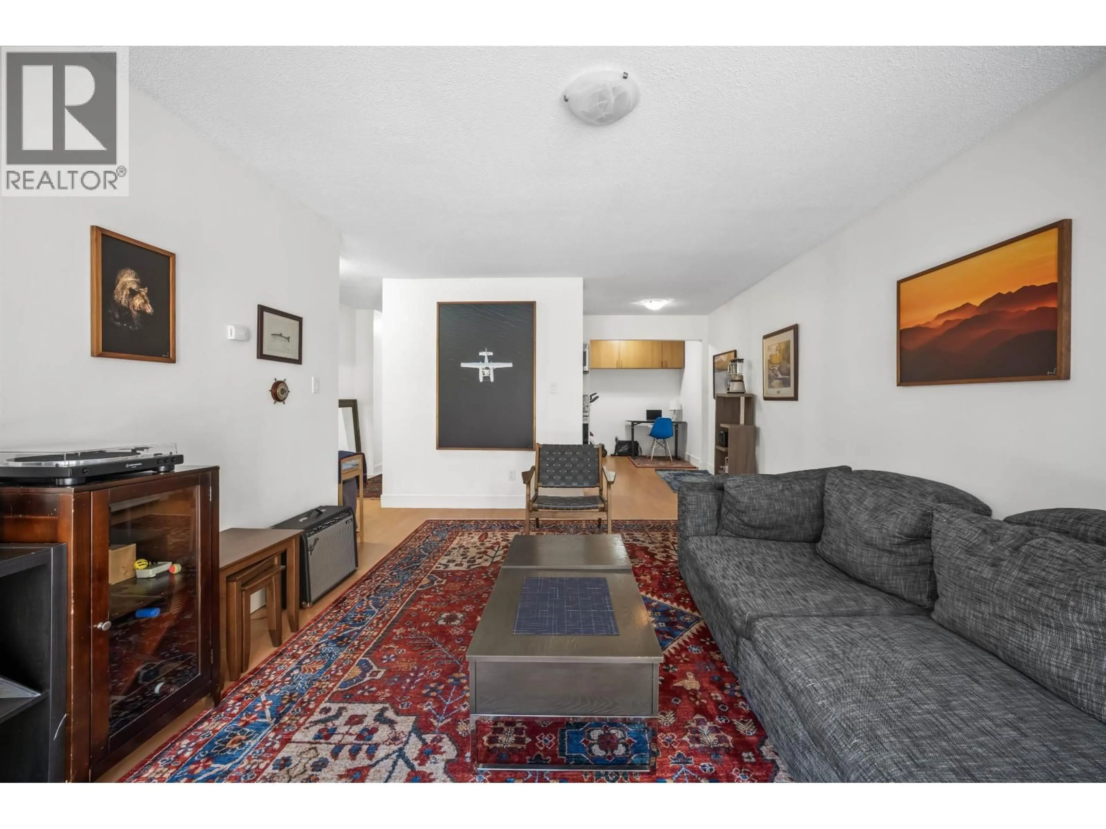 Living room with furniture, unknown for 115 - 170 3RD STREET, North Vancouver British Columbia V7L1E6