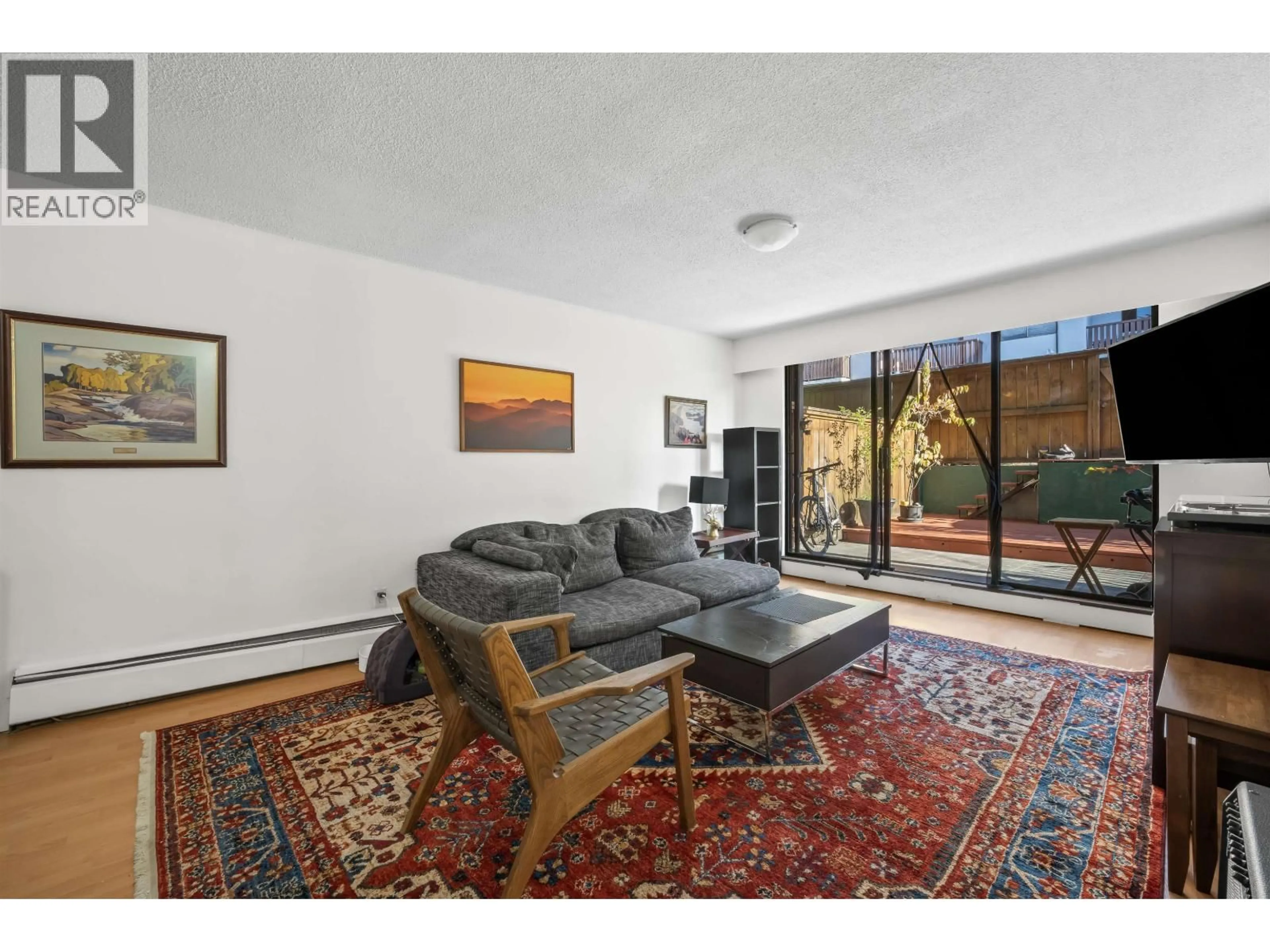 Living room with furniture, unknown for 115 - 170 3RD STREET, North Vancouver British Columbia V7L1E6