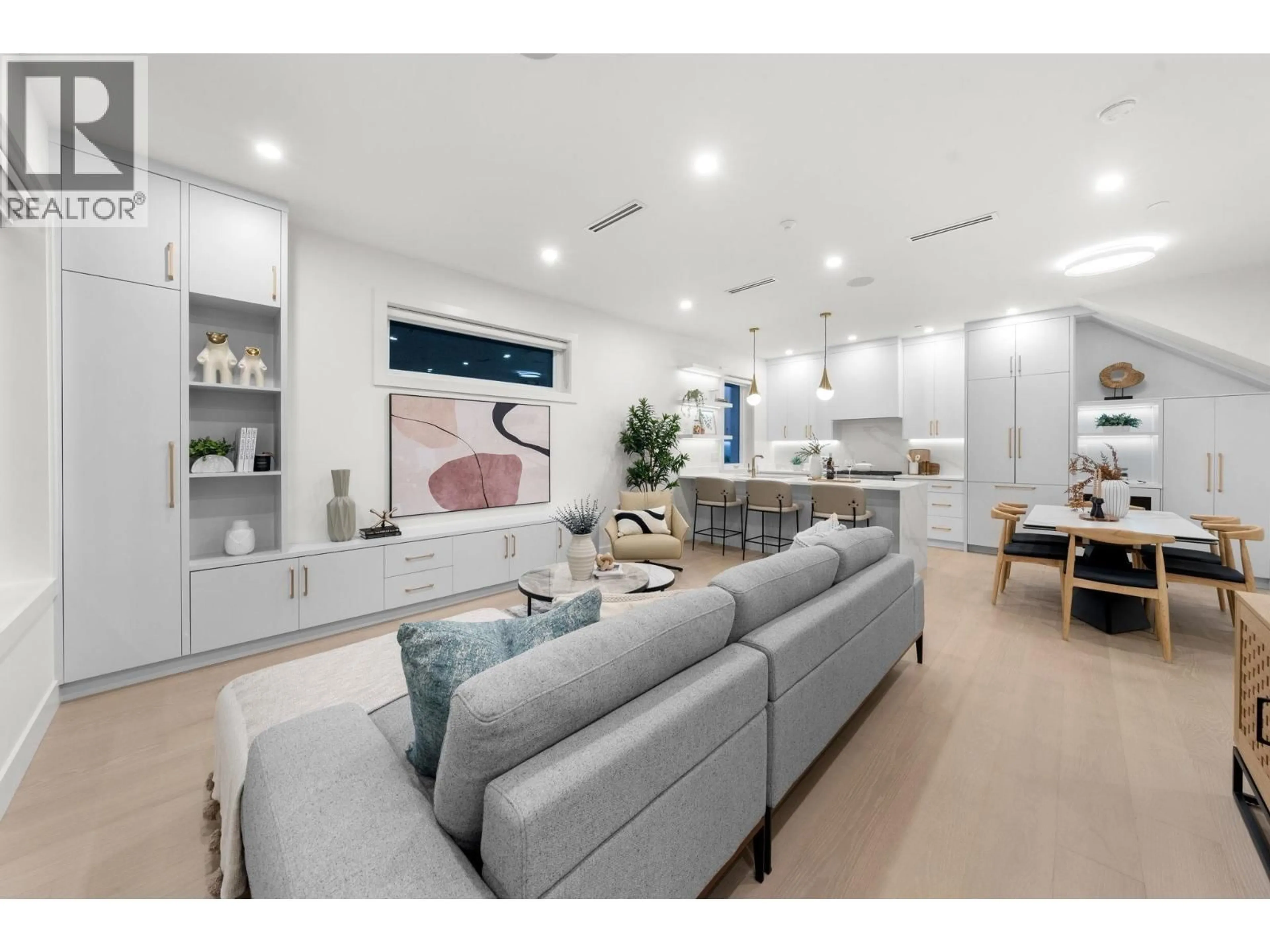 Living room with furniture, unknown for 1 - 1582 2ND AVENUE, Vancouver British Columbia V5N1C7