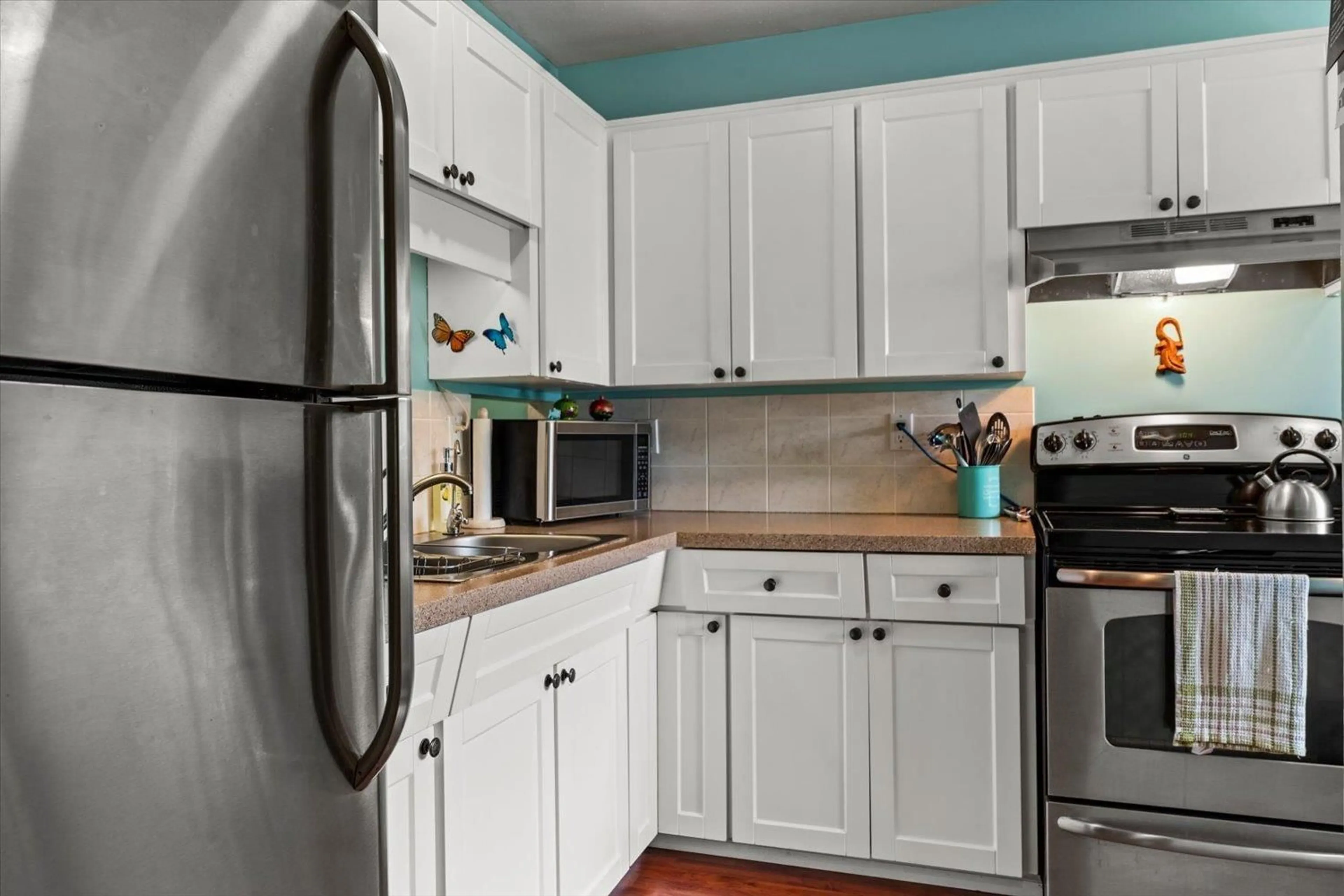 Standard kitchen, unknown for 50 - 32310 MOUAT DRIVE, Abbotsford British Columbia V2T4J1