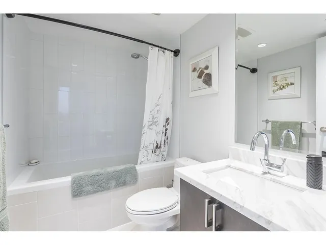 1202 - 1455 GEORGE STREET, White Rock 5