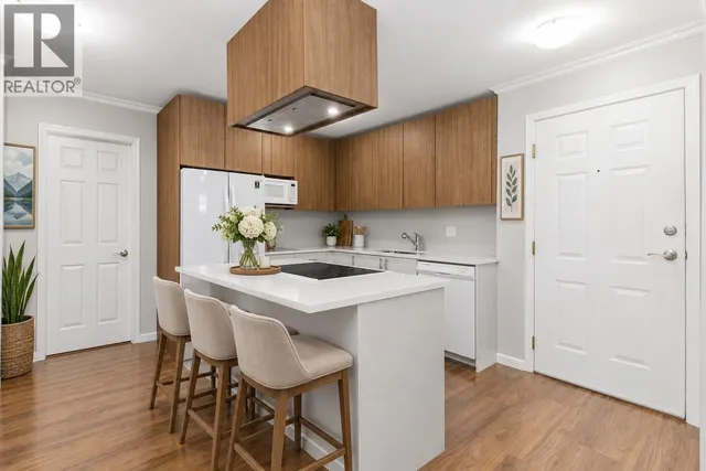 B105 - 40120 WILLOW CRESCENT, Squamish 3