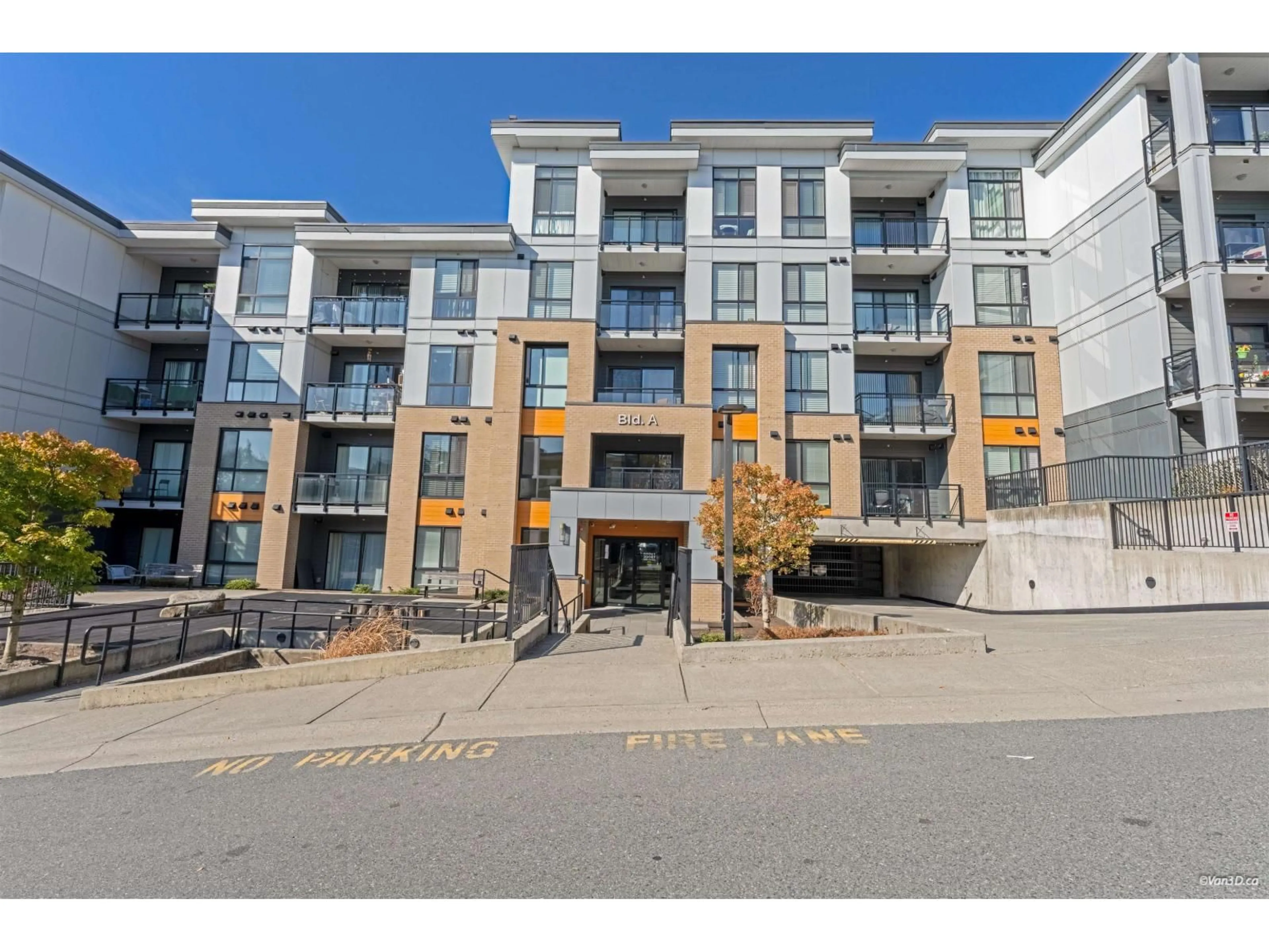 Unknown for A207 - 20087 68 AVENUE, Langley British Columbia V2Y0Y2