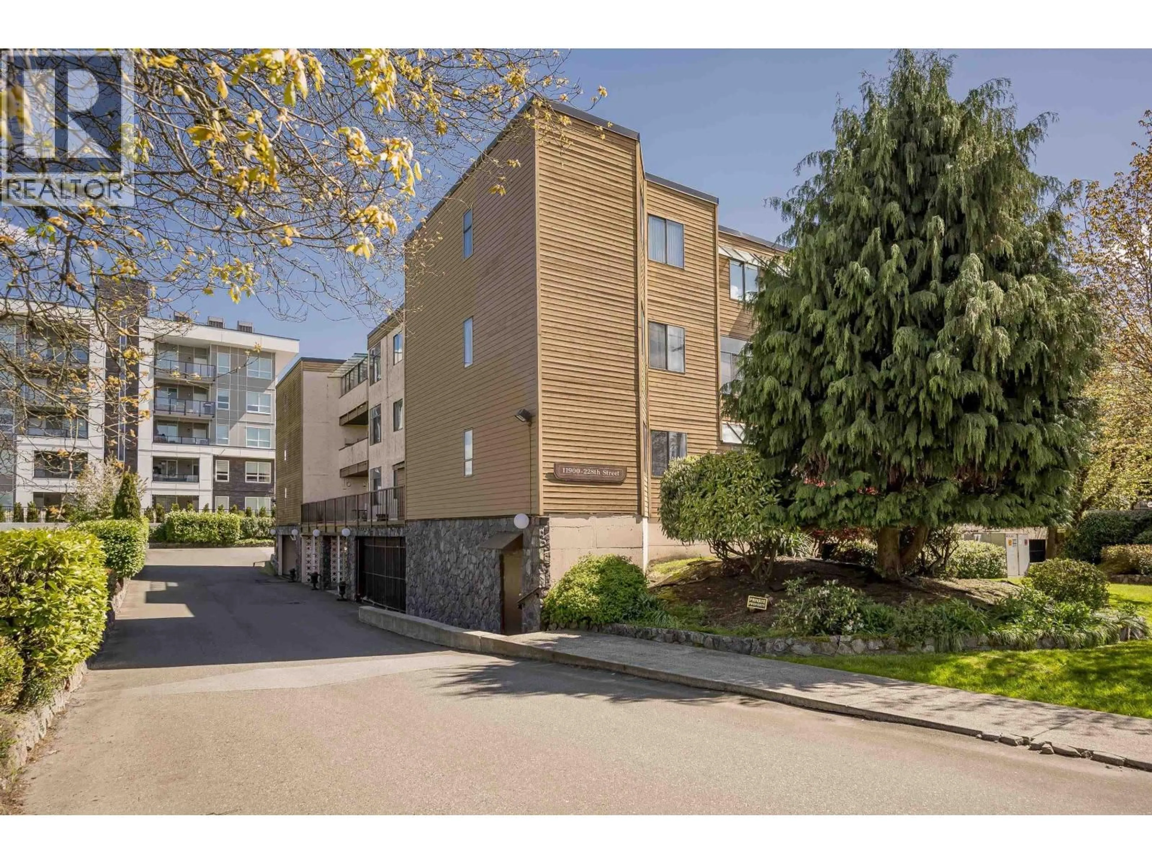 Unknown for 32 - 11900 228 STREET, Maple Ridge British Columbia V2X6L9