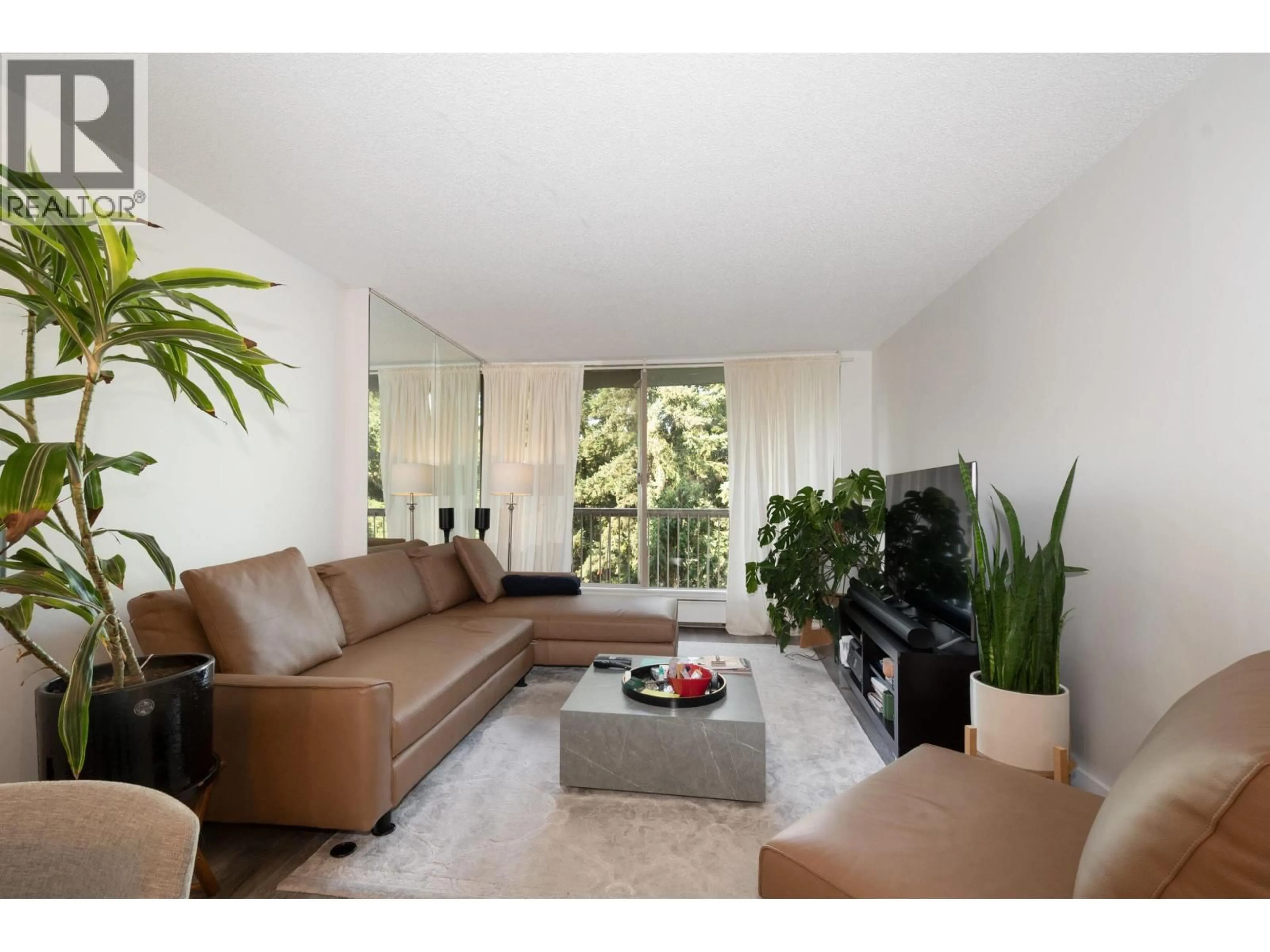 Living room with furniture, unknown for 901 - 2020 FULLERTON AVENUE, North Vancouver British Columbia V7P3G3