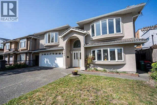 7865 16TH AVENUE, Burnaby 2