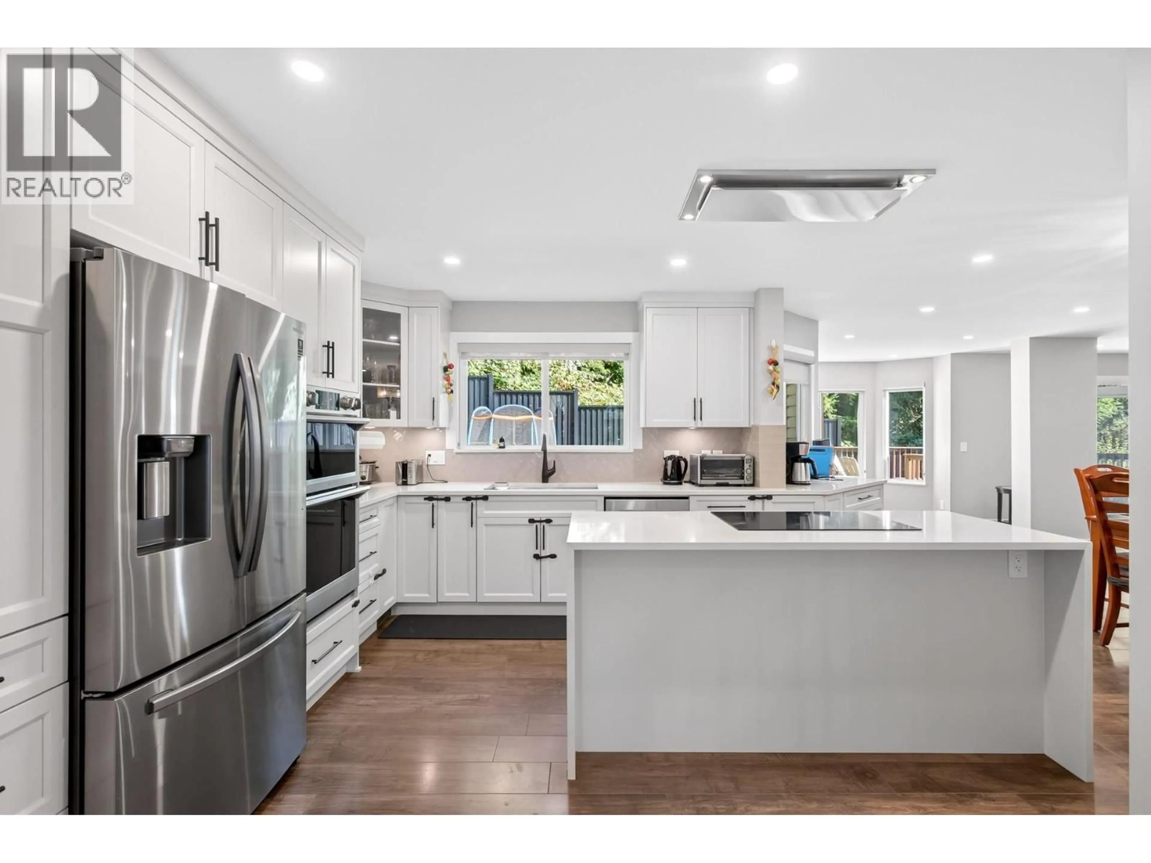 Open concept kitchen, ceramic/tile floor for 2909 MEADOWVISTA PLACE, Coquitlam British Columbia V3E2R9