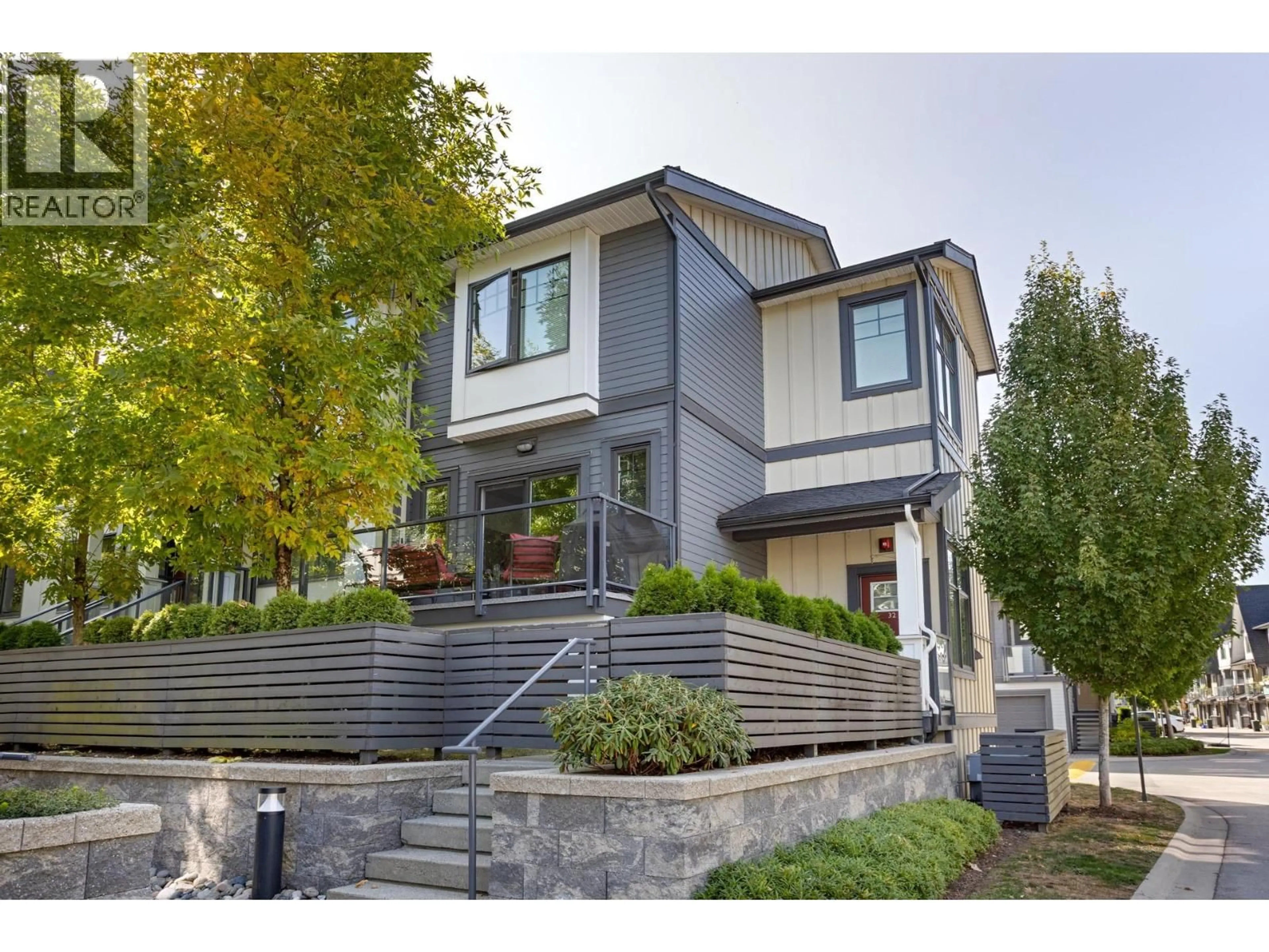 Home with brick exterior material, street for 32 - 19451 SUTTON AVENUE, Pitt Meadows British Columbia V3Y0G6