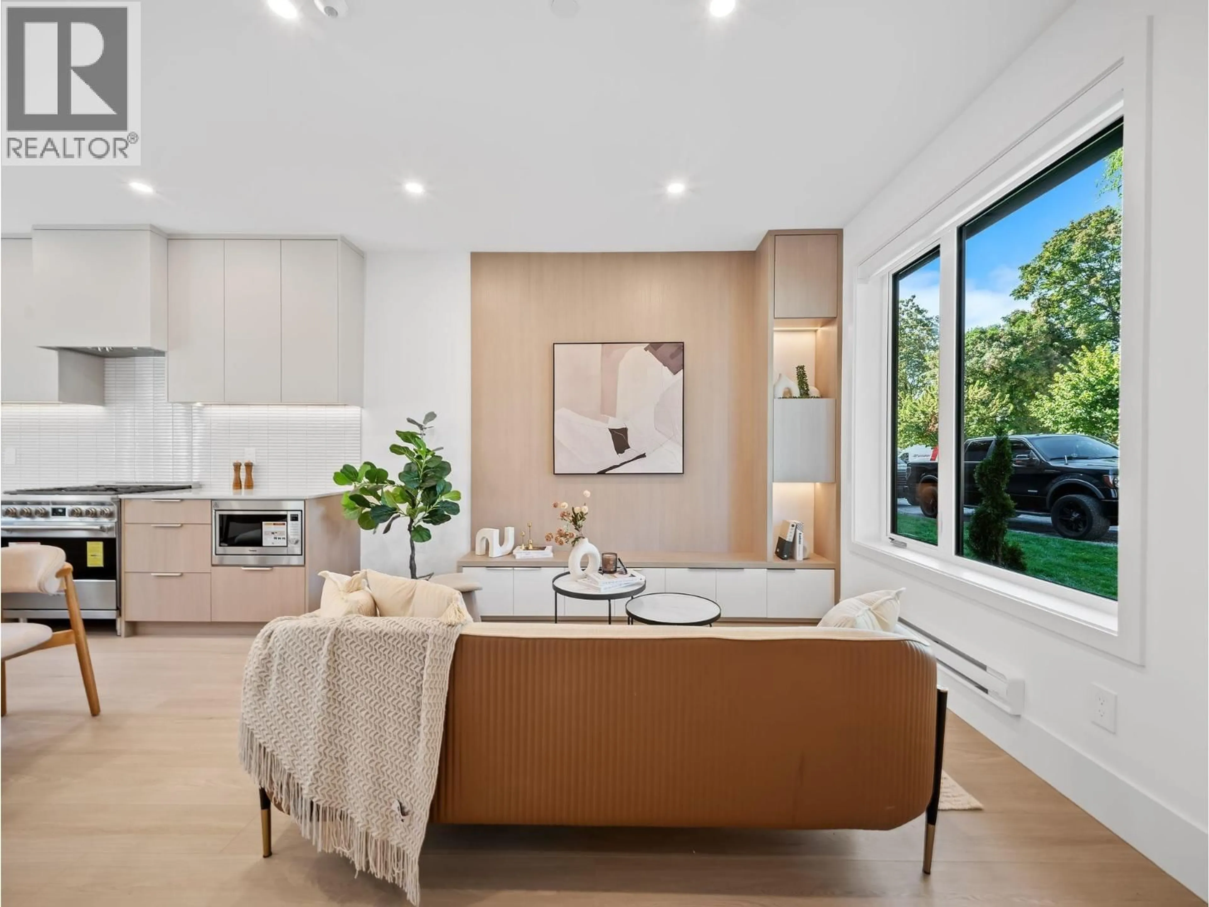 Unknown for 2866 SEMLIN DRIVE, Vancouver British Columbia V5N2C5