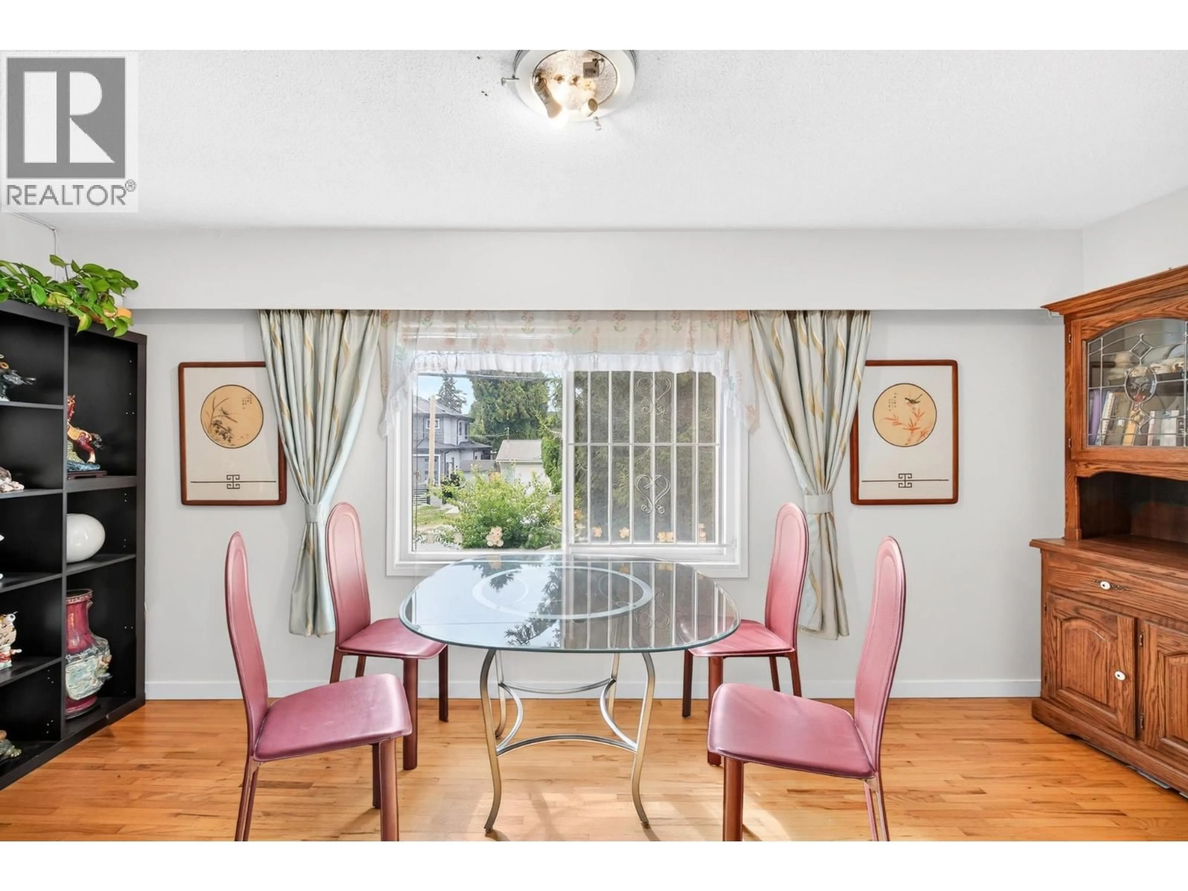 Dining room, wood/laminate floor for 11551 MONTEGO STREET, Richmond British Columbia V6X1H5