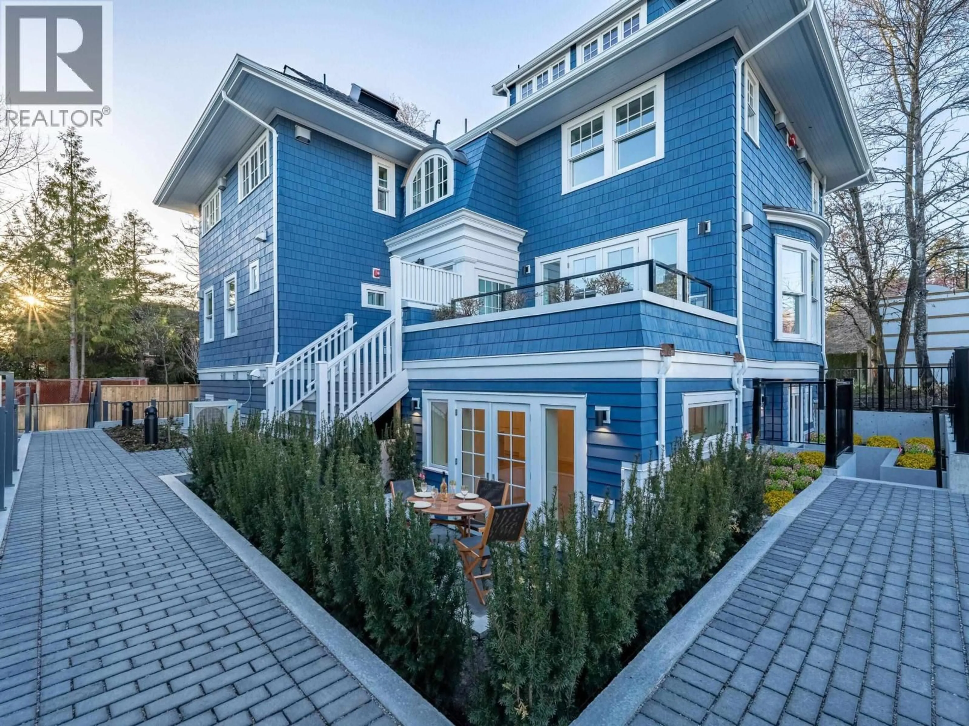 Home with vinyl exterior material, street for 7303 HUDSON STREET, Vancouver British Columbia V6P4L1