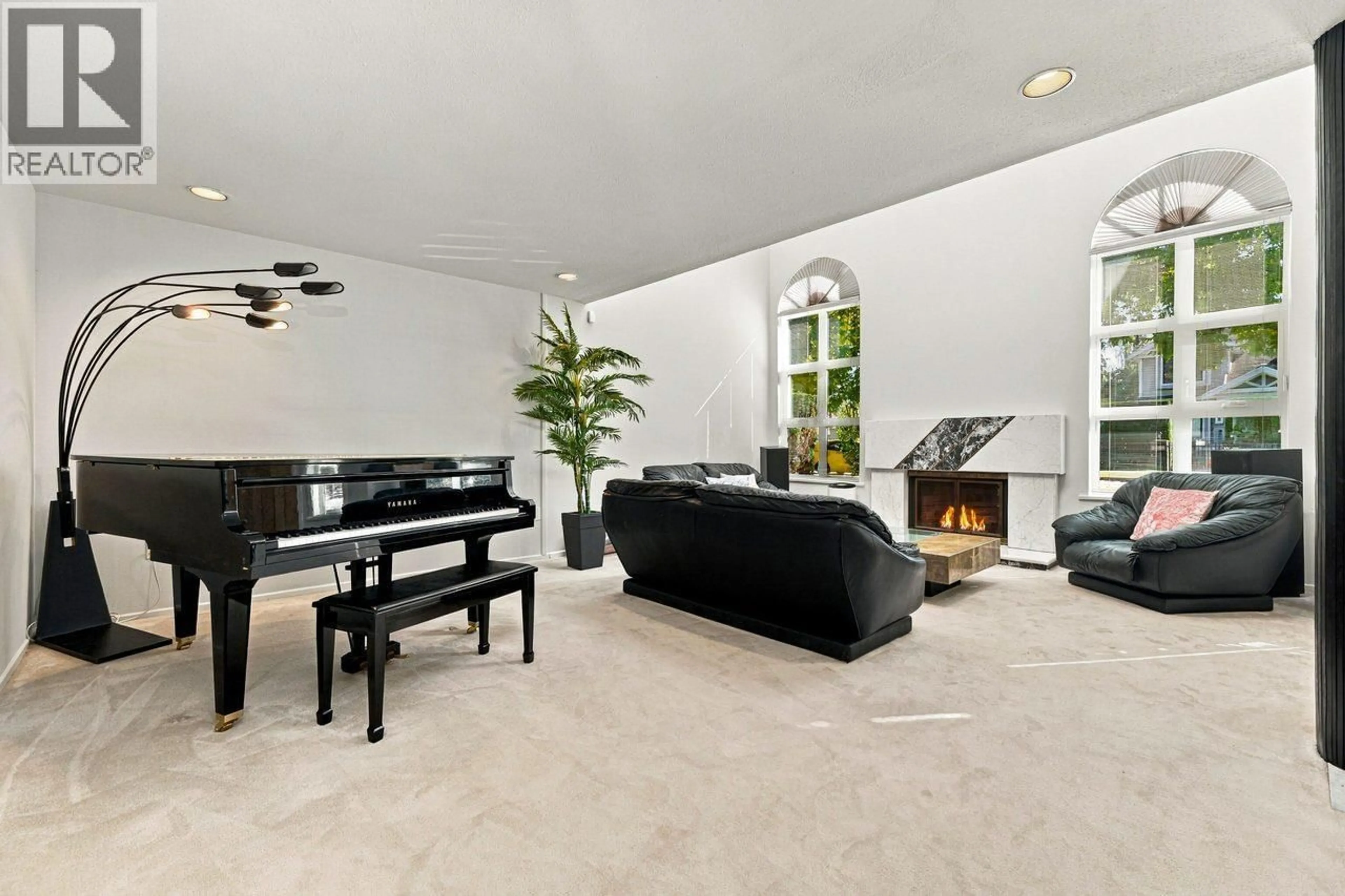 Lobby for 1039 29TH AVENUE, Vancouver British Columbia V6H2E4
