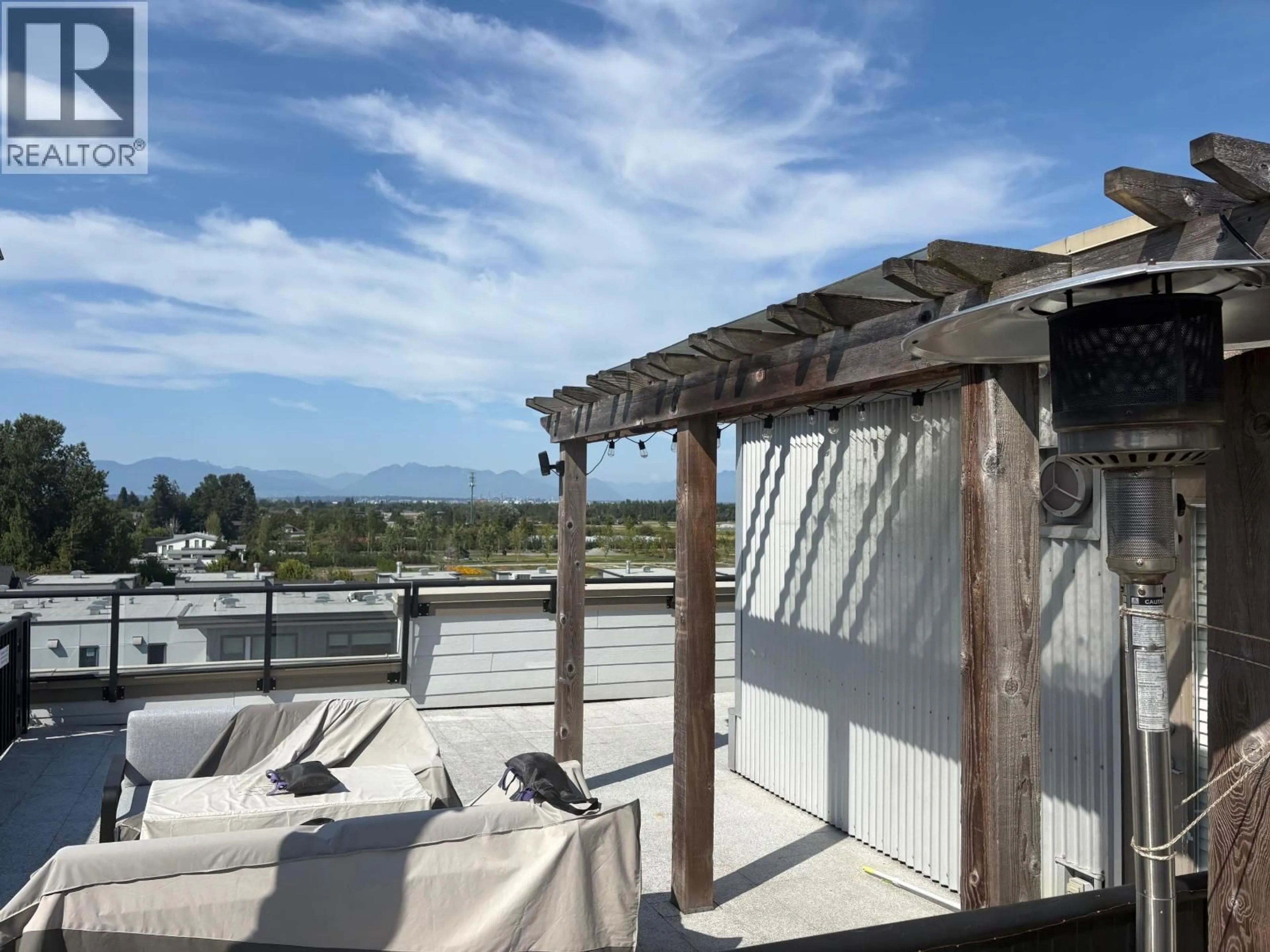 Patio, unknown for 303 - 6077 LONDON ROAD, Richmond British Columbia V7E0A7