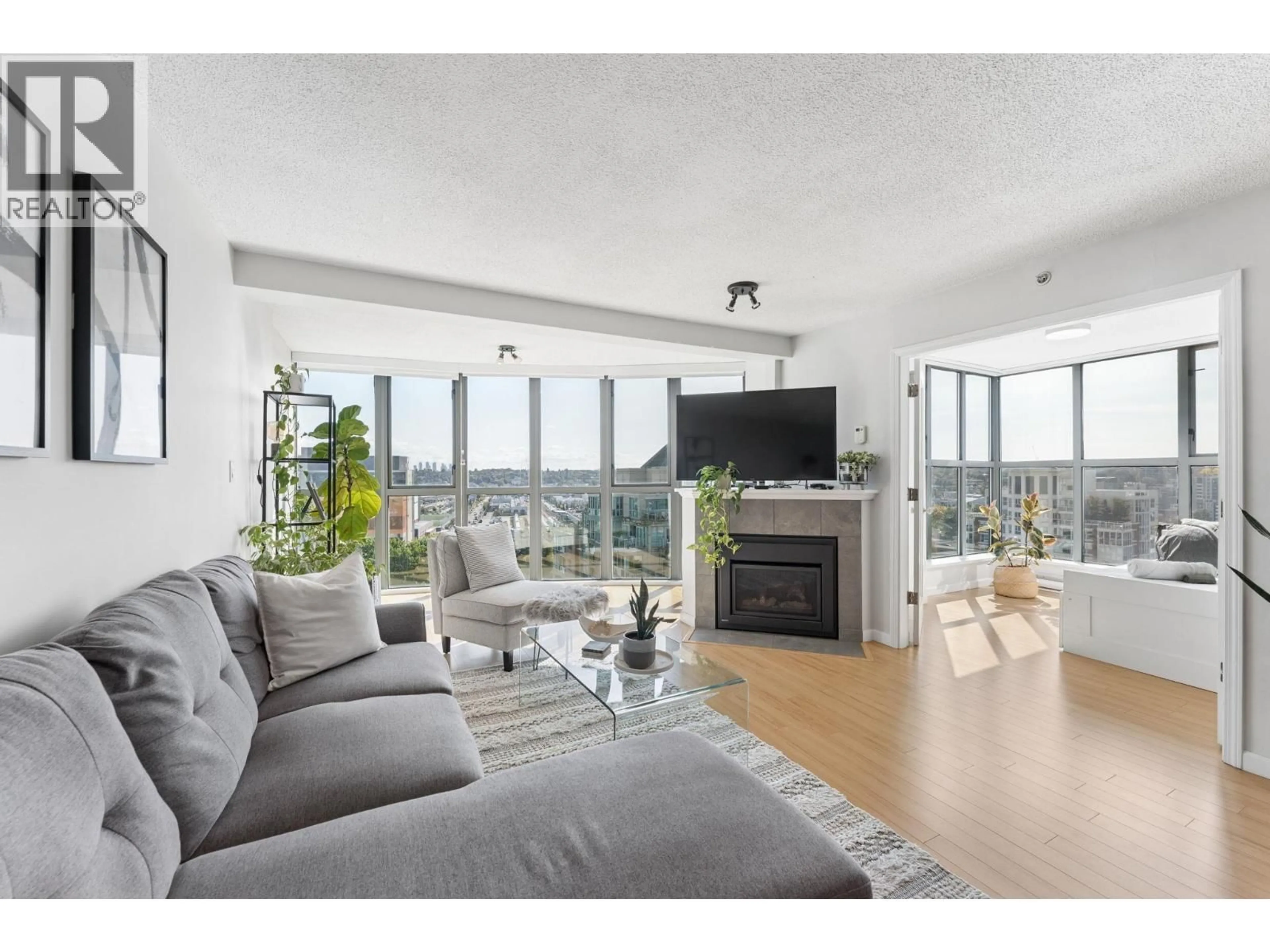 Living room with furniture, unknown for 1603 - 1128 QUEBEC STREET, Vancouver British Columbia V6A4E1