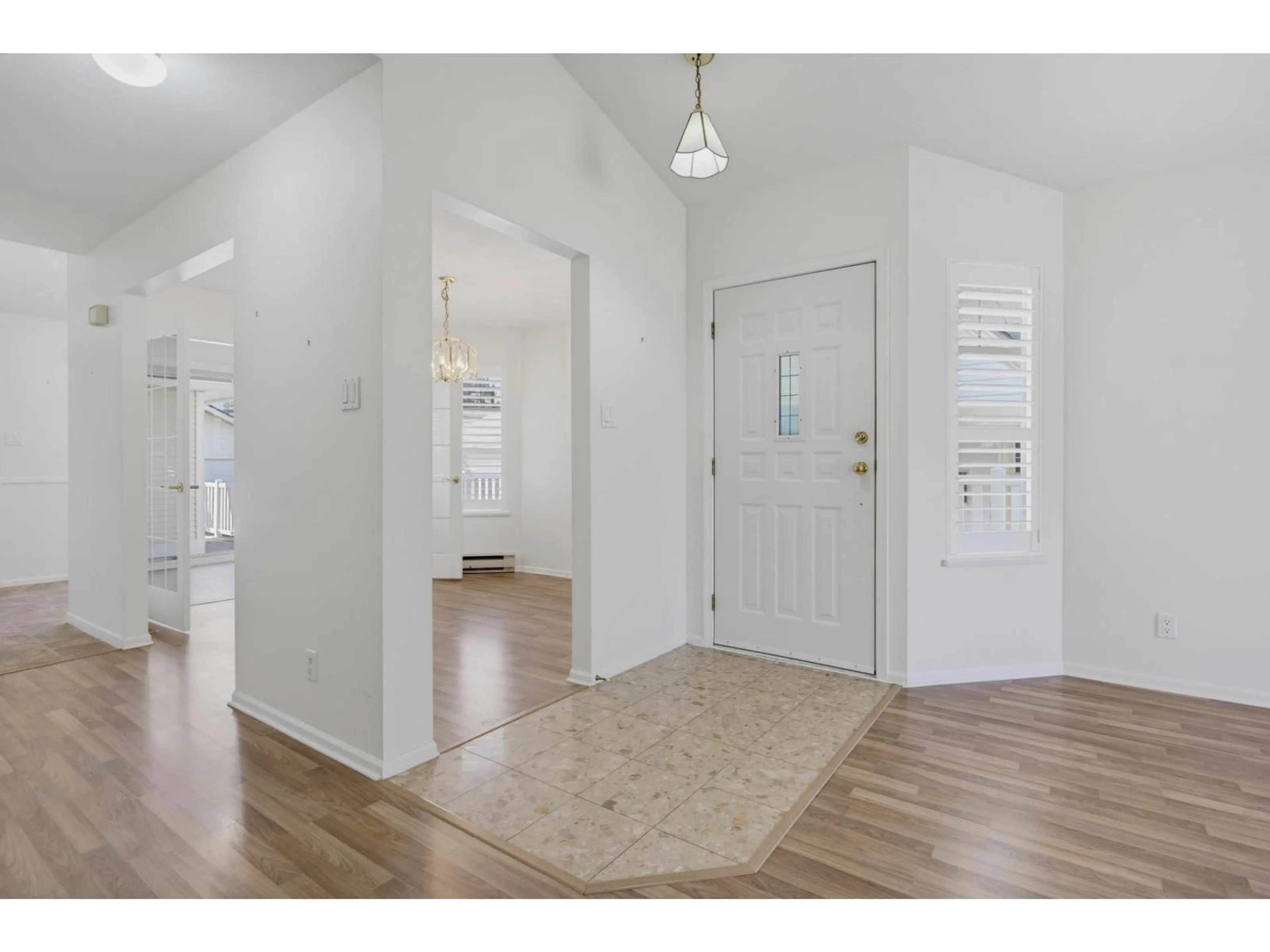 Indoor entryway for 97 - 8737 212 STREET, Langley British Columbia V1M2C8