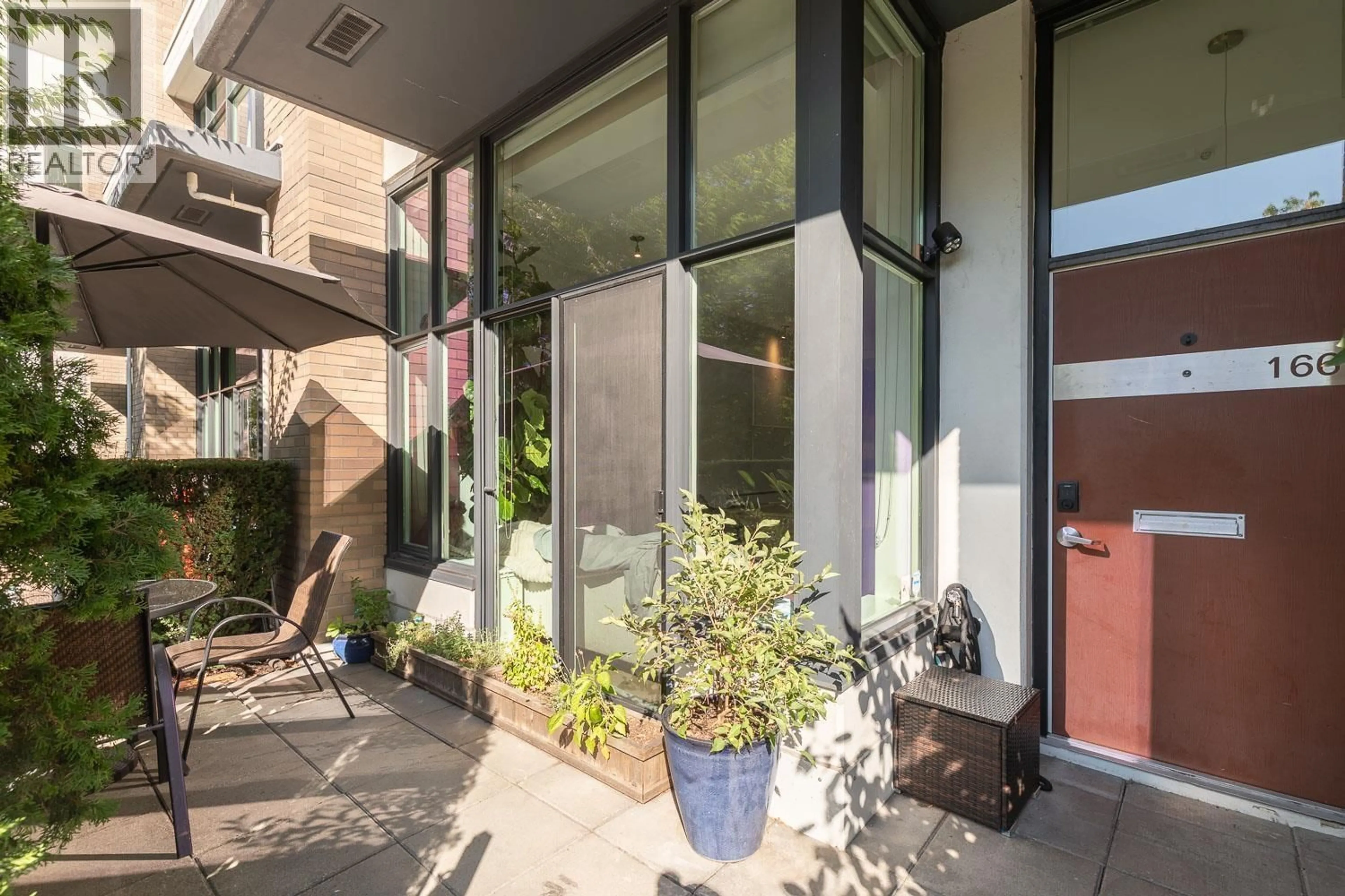 Unknown for 14 - 166 13TH STREET, North Vancouver British Columbia V7M1N6