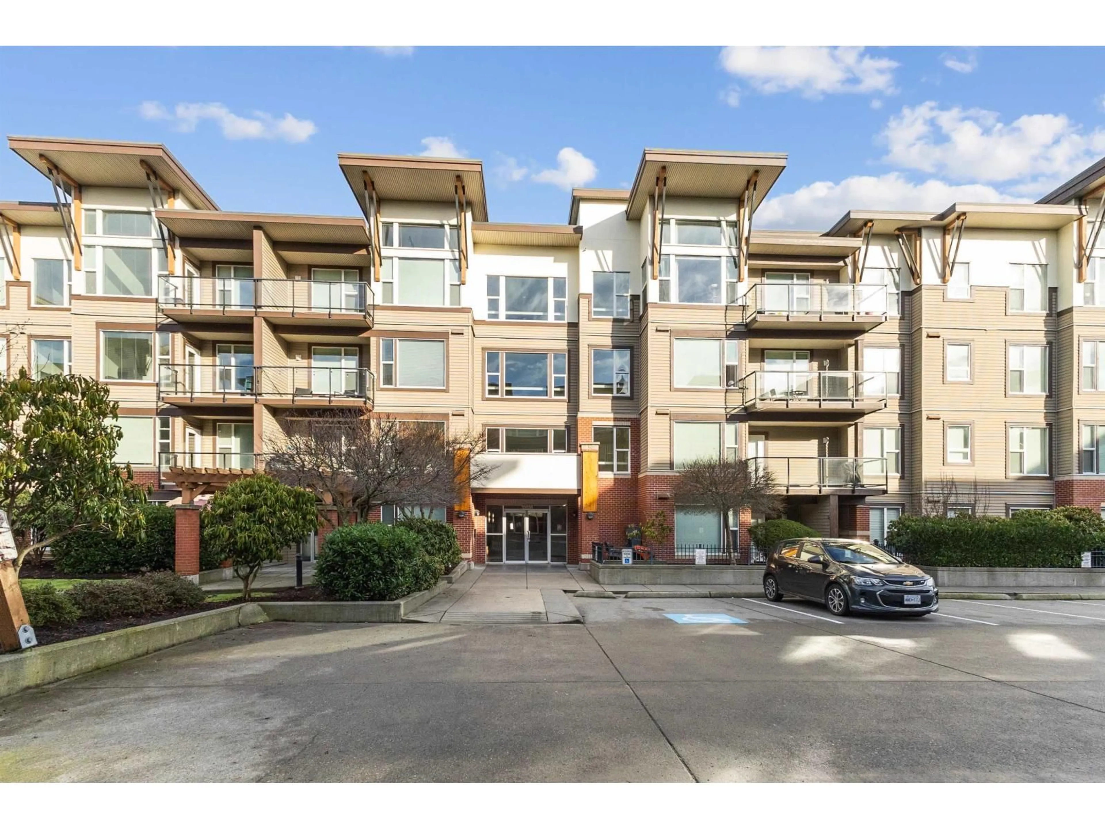Unknown for 309 - 33538 MARSHALL ROAD, Abbotsford British Columbia V2S0C7