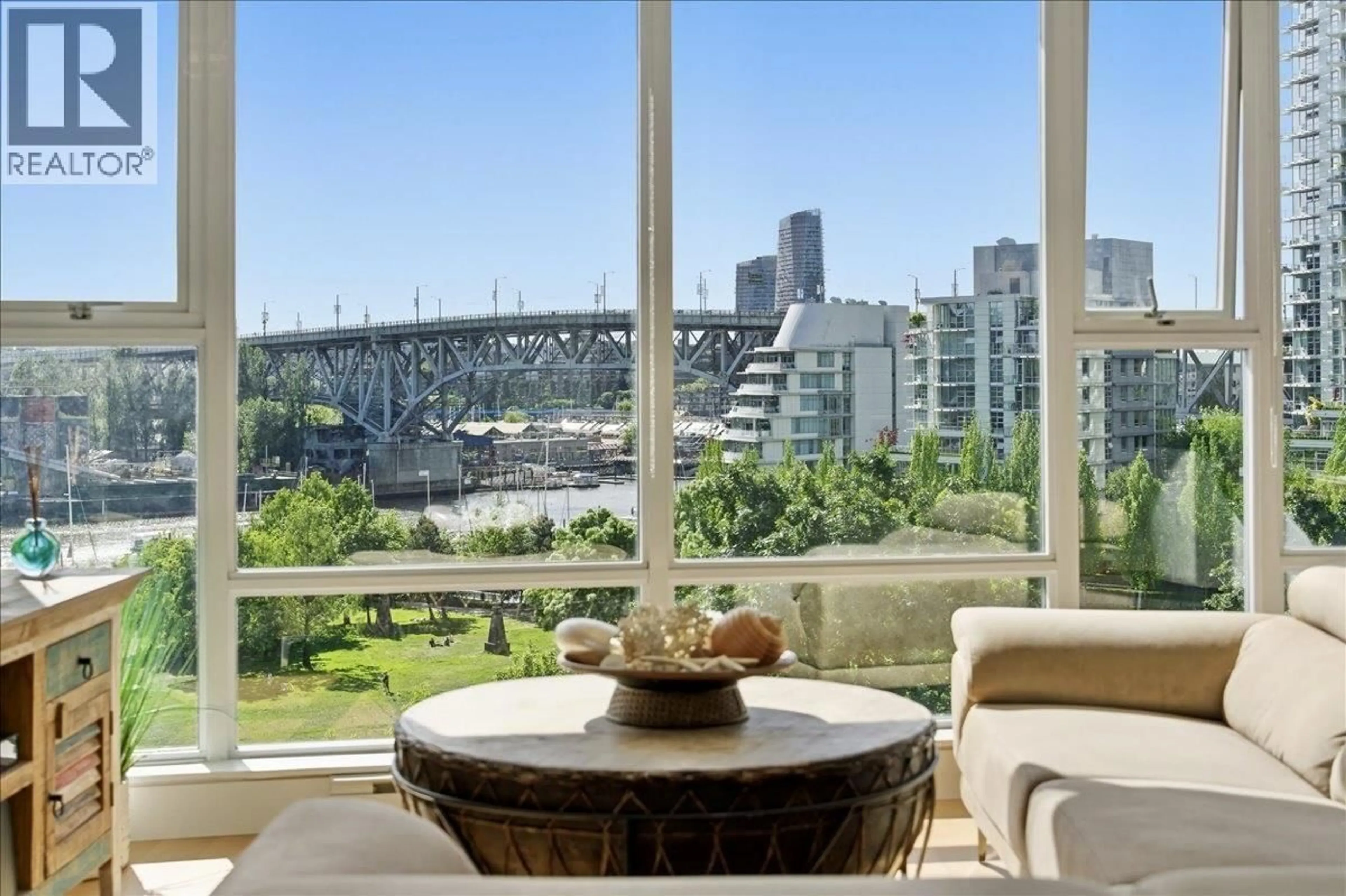 Patio, water/lake/river/ocean view for 803 - 455 BEACH CRESCENT, Vancouver British Columbia V6Z3E5