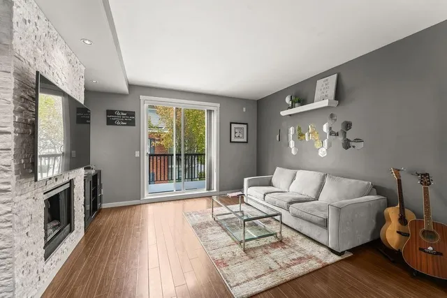 38 - 18983 72A AVENUE, Surrey 5