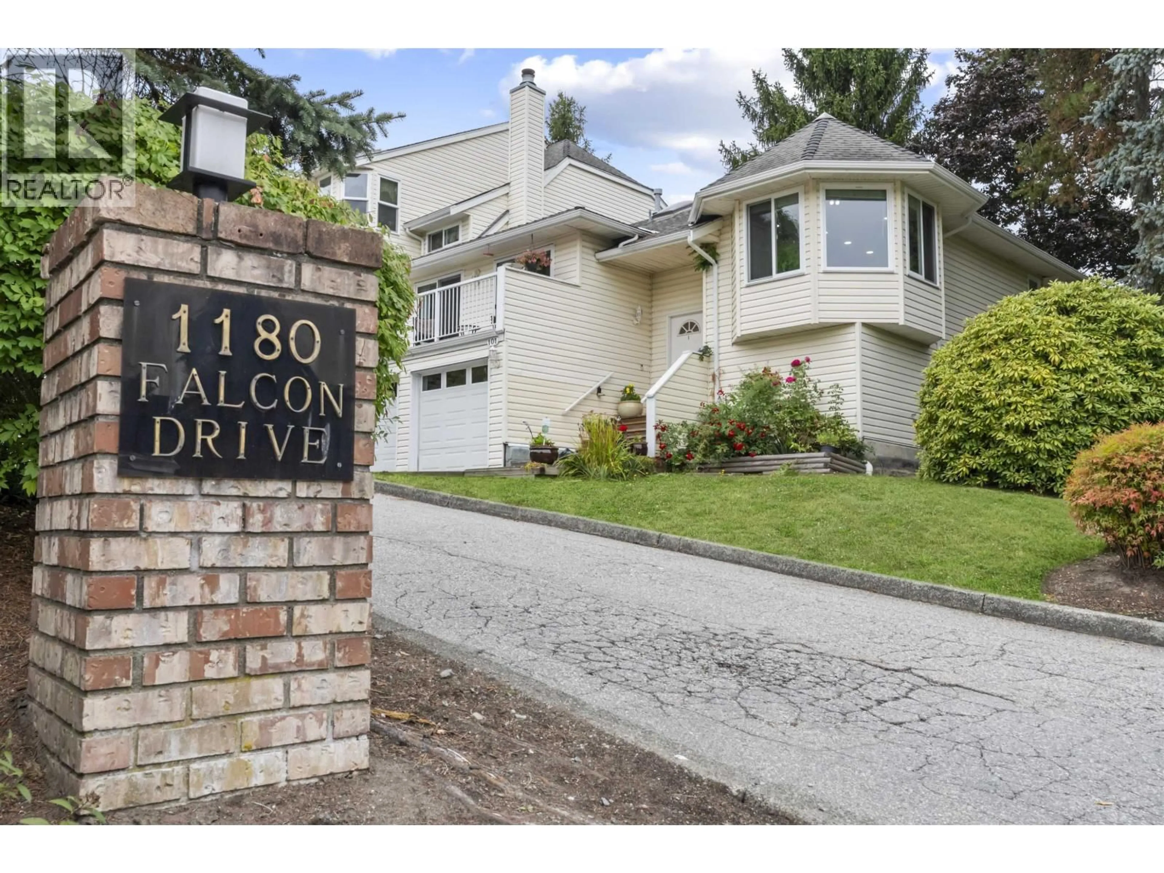 Unknown for 101 - 1180 FALCON DRIVE, Coquitlam British Columbia V3E2K5