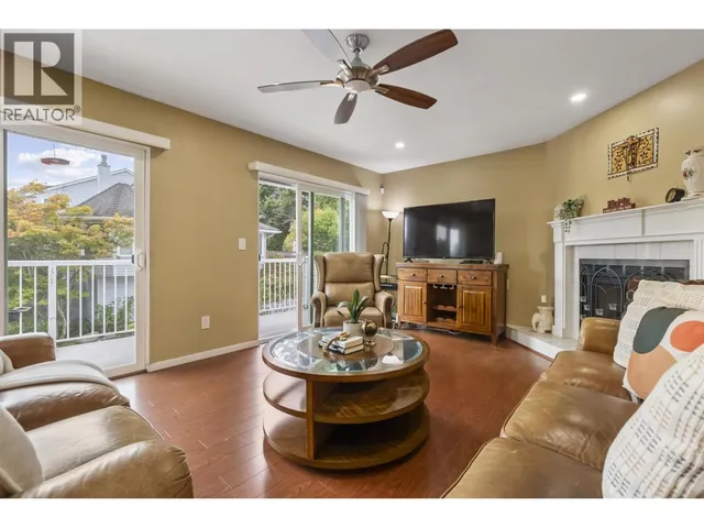 101 - 1180 FALCON DRIVE, Coquitlam 2