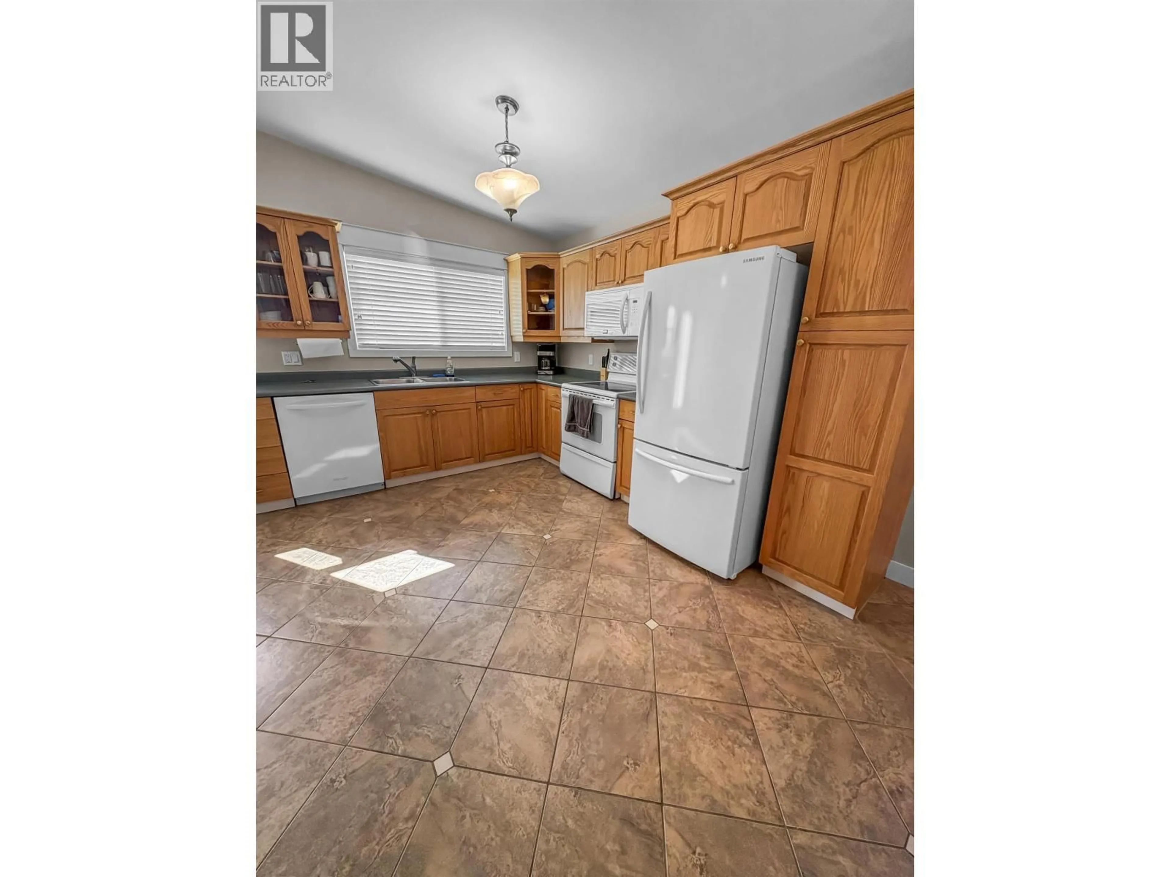 Standard kitchen, ceramic/tile floor for 48 RALEY STREET, Kitimat British Columbia V8C1H1