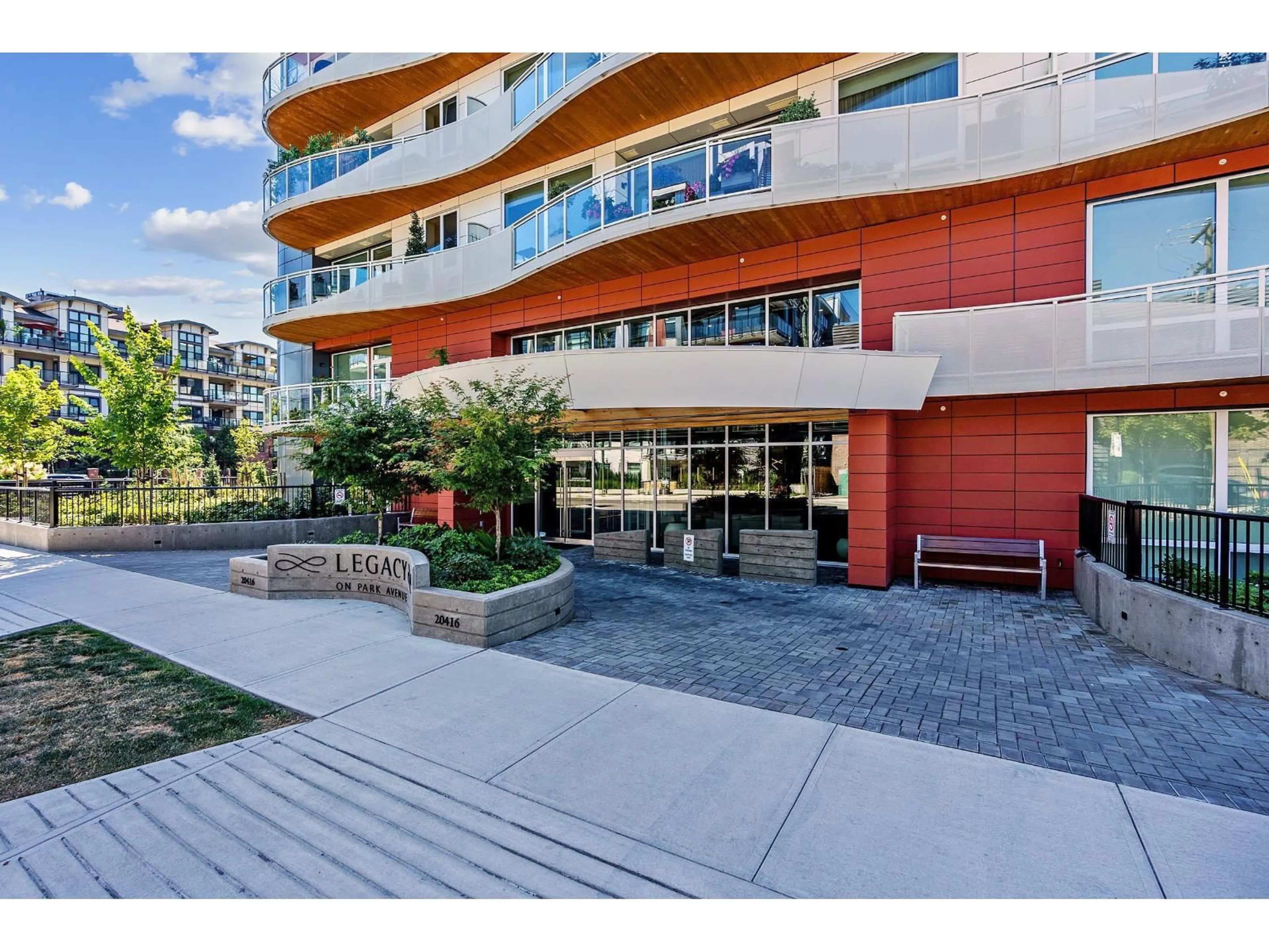 Indoor foyer for 207 - 20416 PARK AVENUE, Langley British Columbia V3A0N2