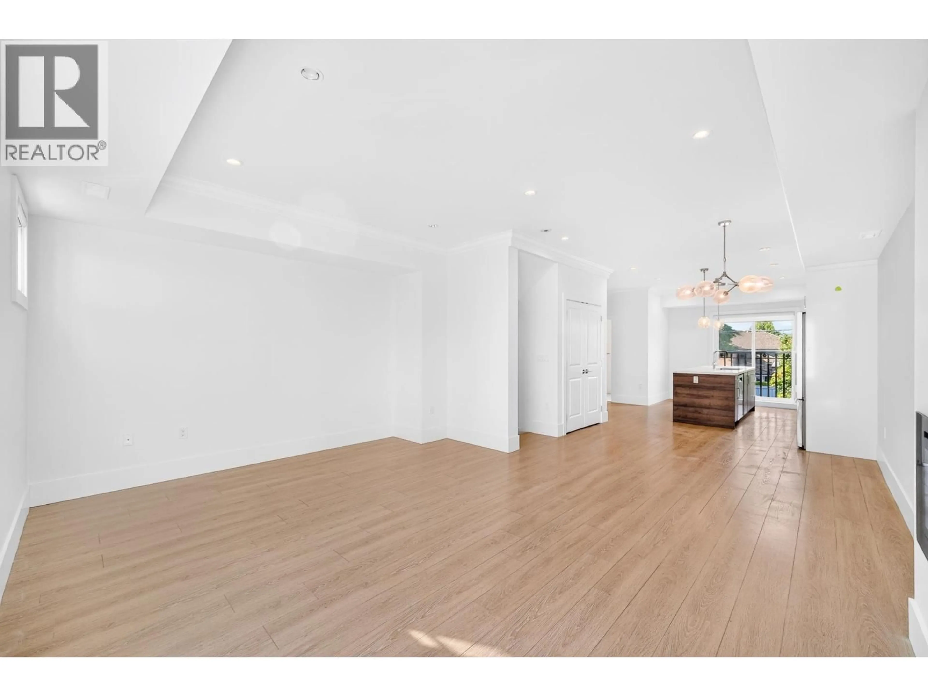 Unknown for 17 - 9211 MCKIM WAY, Richmond British Columbia V6X0T1