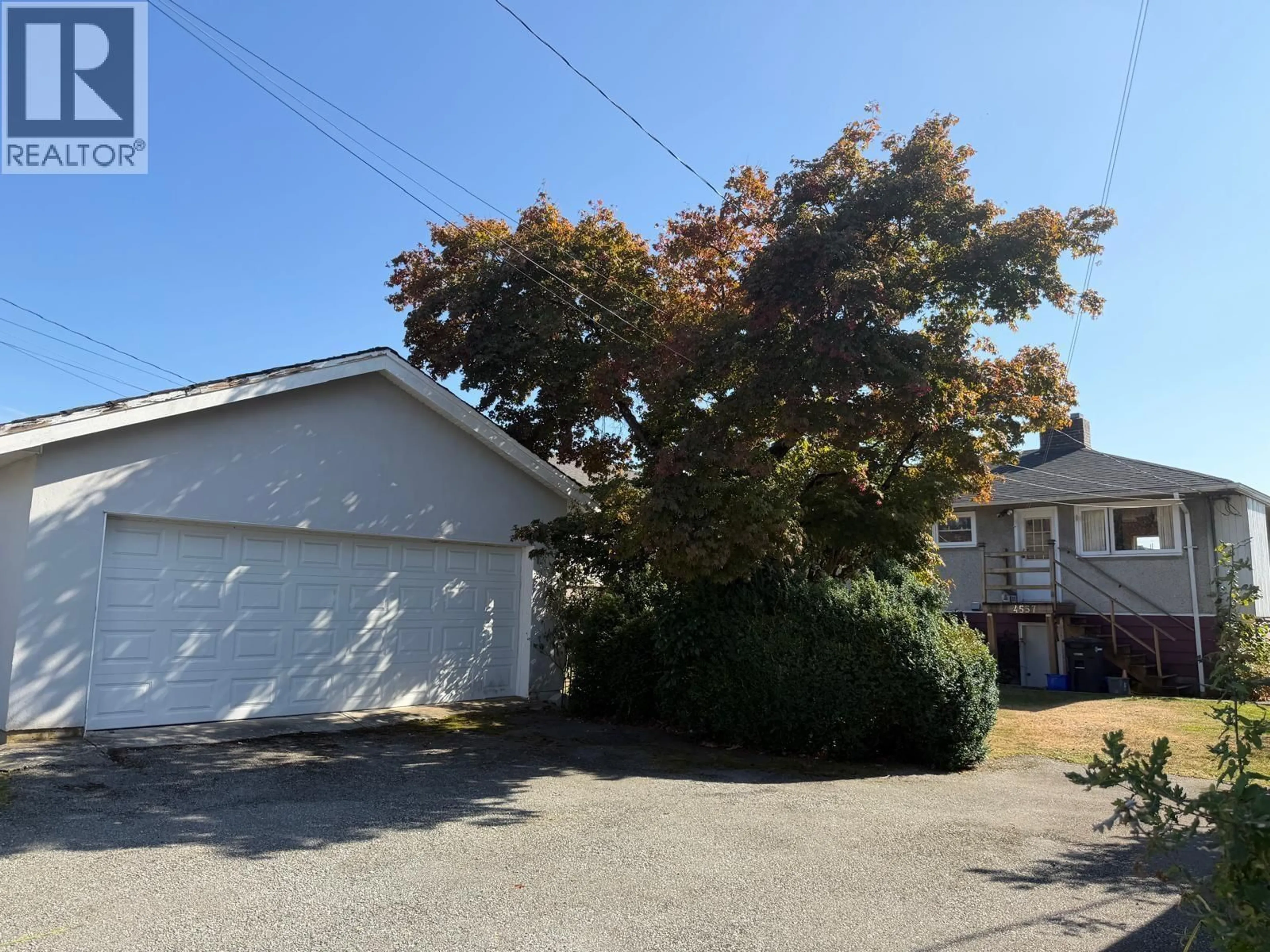 A pic from outside/outdoor area/front of a property/back of a property/a pic from drone, street for 4557 VENABLES STREET, Burnaby British Columbia V5C3A6