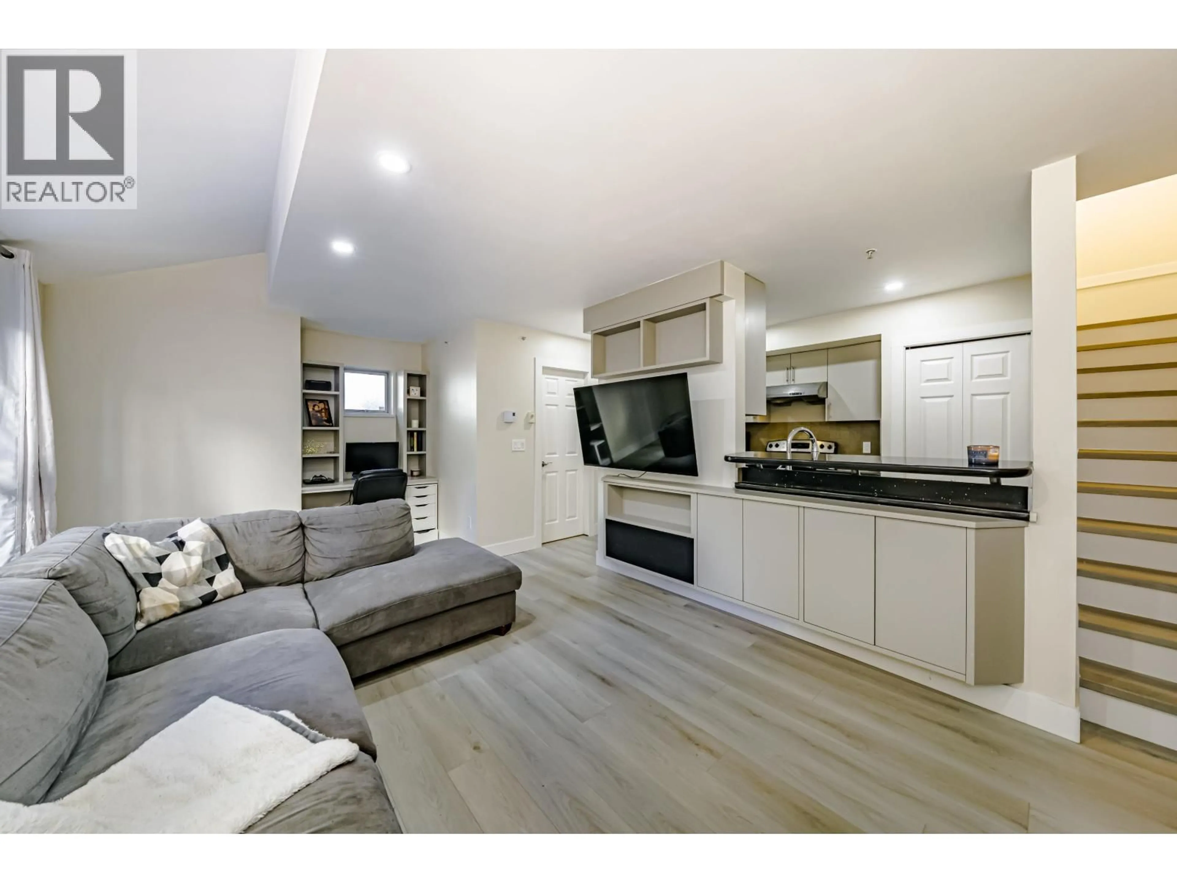 Unknown for 1 - 1328 W 73RD AVENUE, Vancouver British Columbia V6P3E7