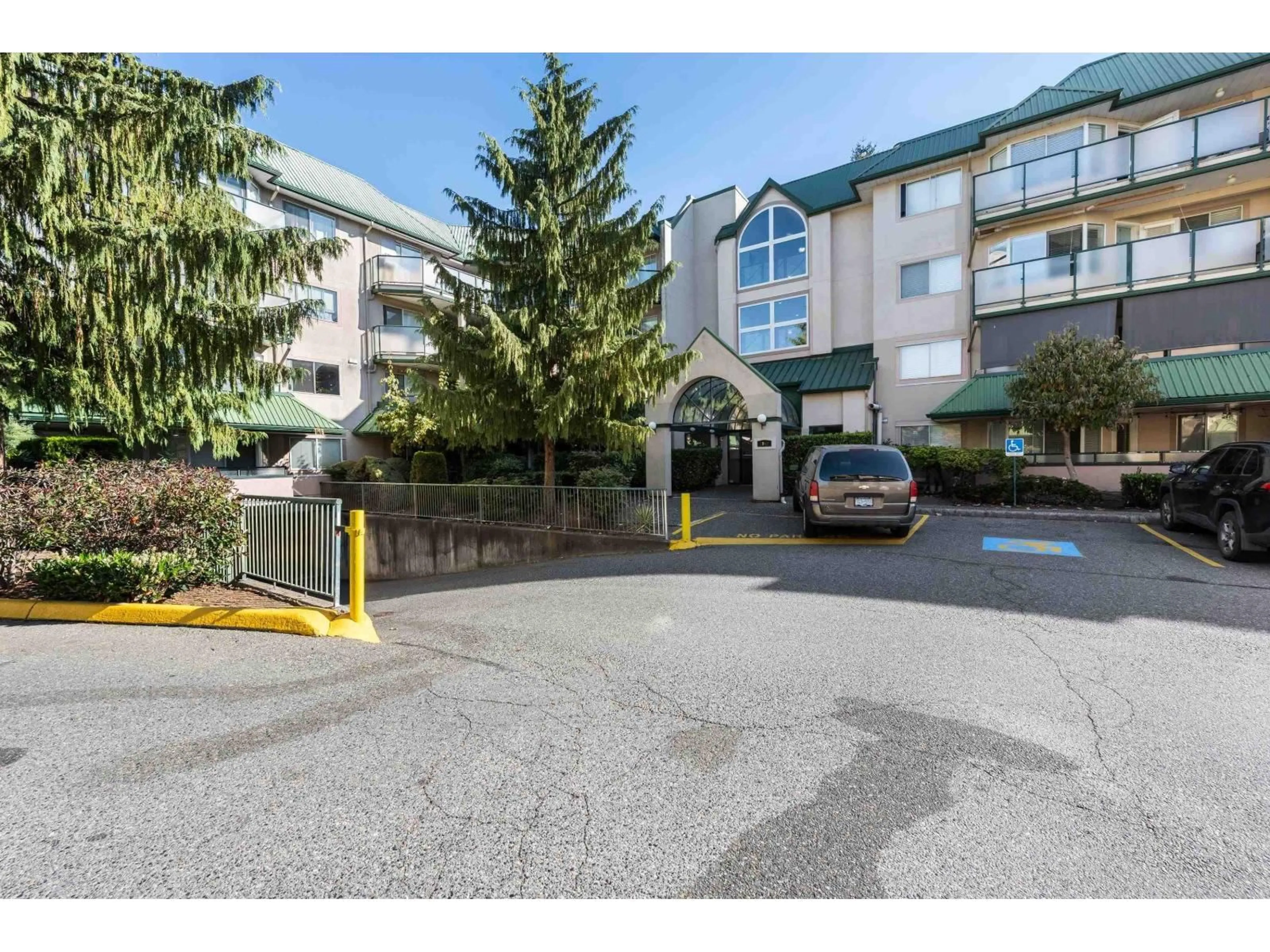 Unknown for 409 - 2962 TRETHEWEY STREET, Abbotsford British Columbia V2T4M3