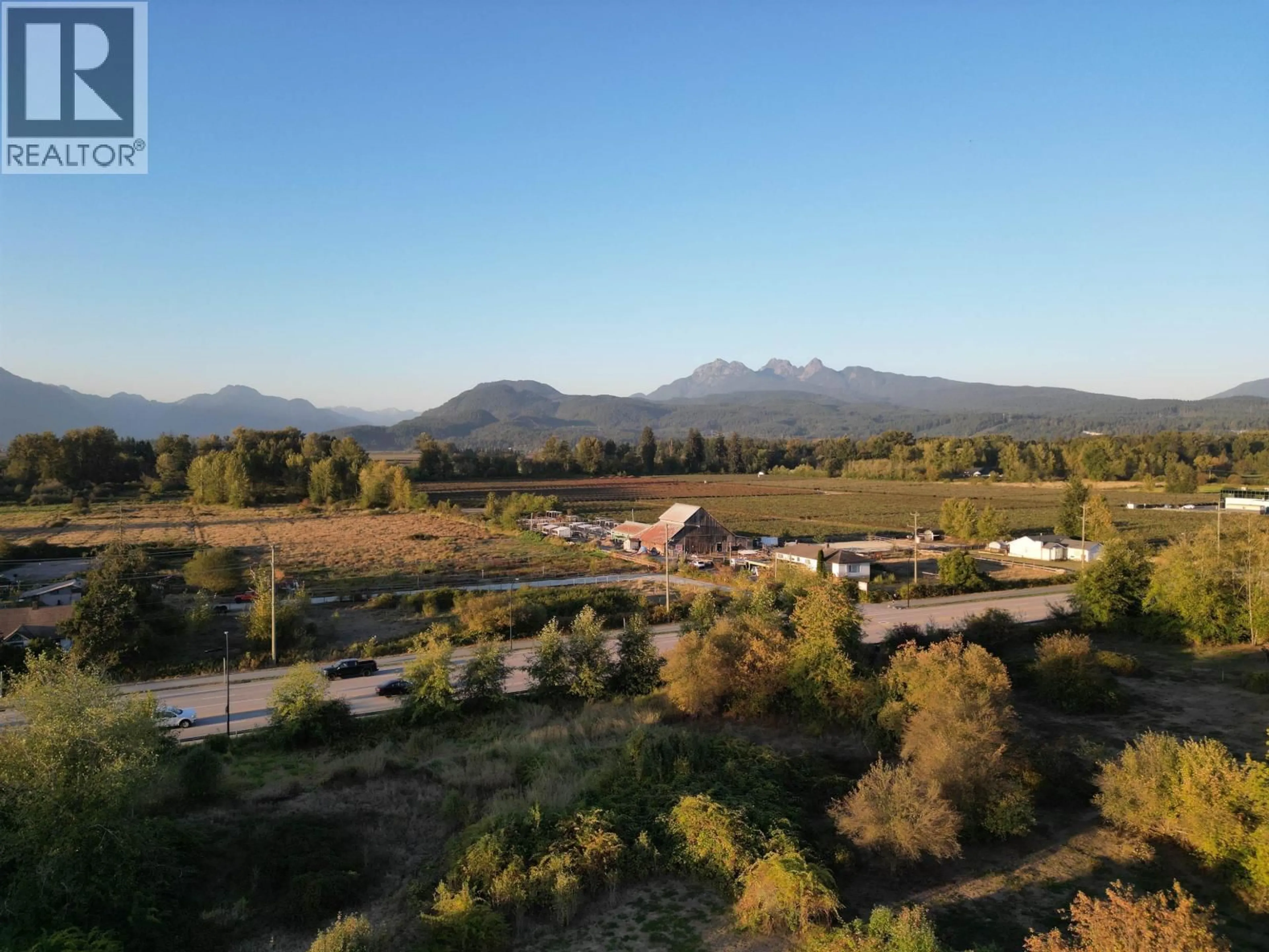 A pic from outside/outdoor area/front of a property/back of a property/a pic from drone, mountain view for 12770 LAITY STREET, Maple Ridge British Columbia V4R2P2
