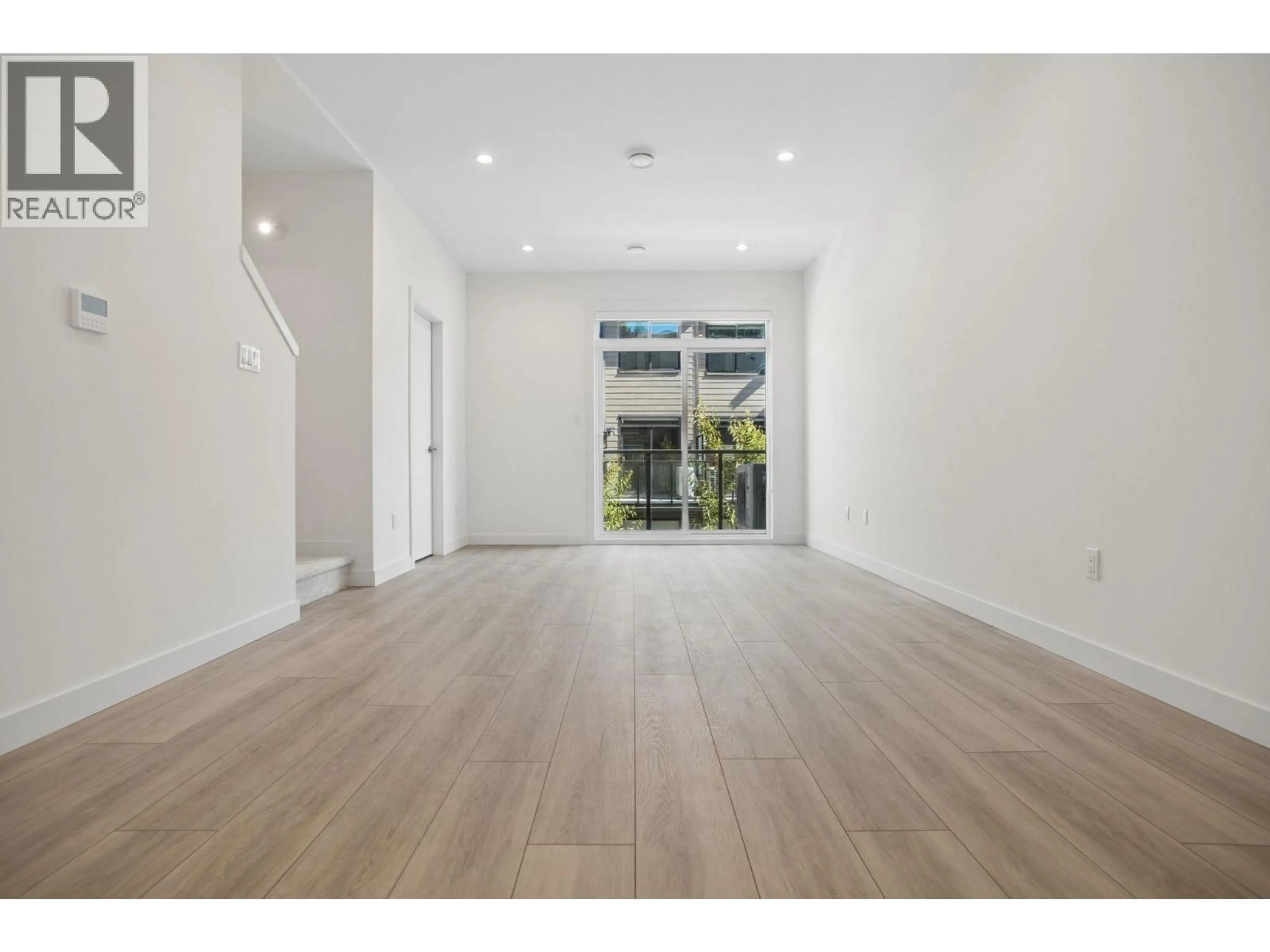 Indoor entryway for 23 - 4337 BOUNDARY ROAD, Richmond British Columbia V6V1S8