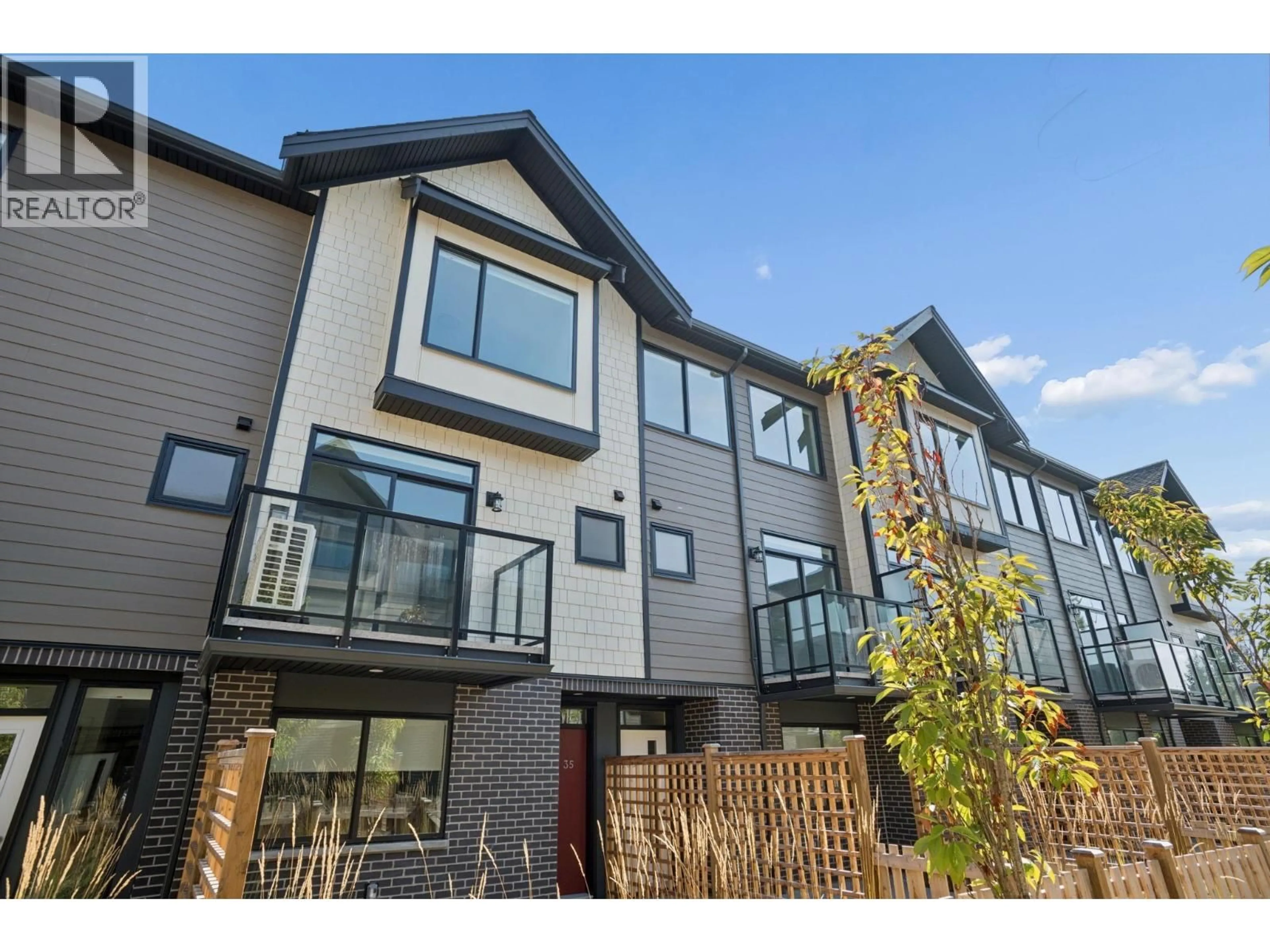 A pic from outside/outdoor area/front of a property/back of a property/a pic from drone, unknown for 35 - 4337 BOUNDARY ROAD, Richmond British Columbia V6V1S8