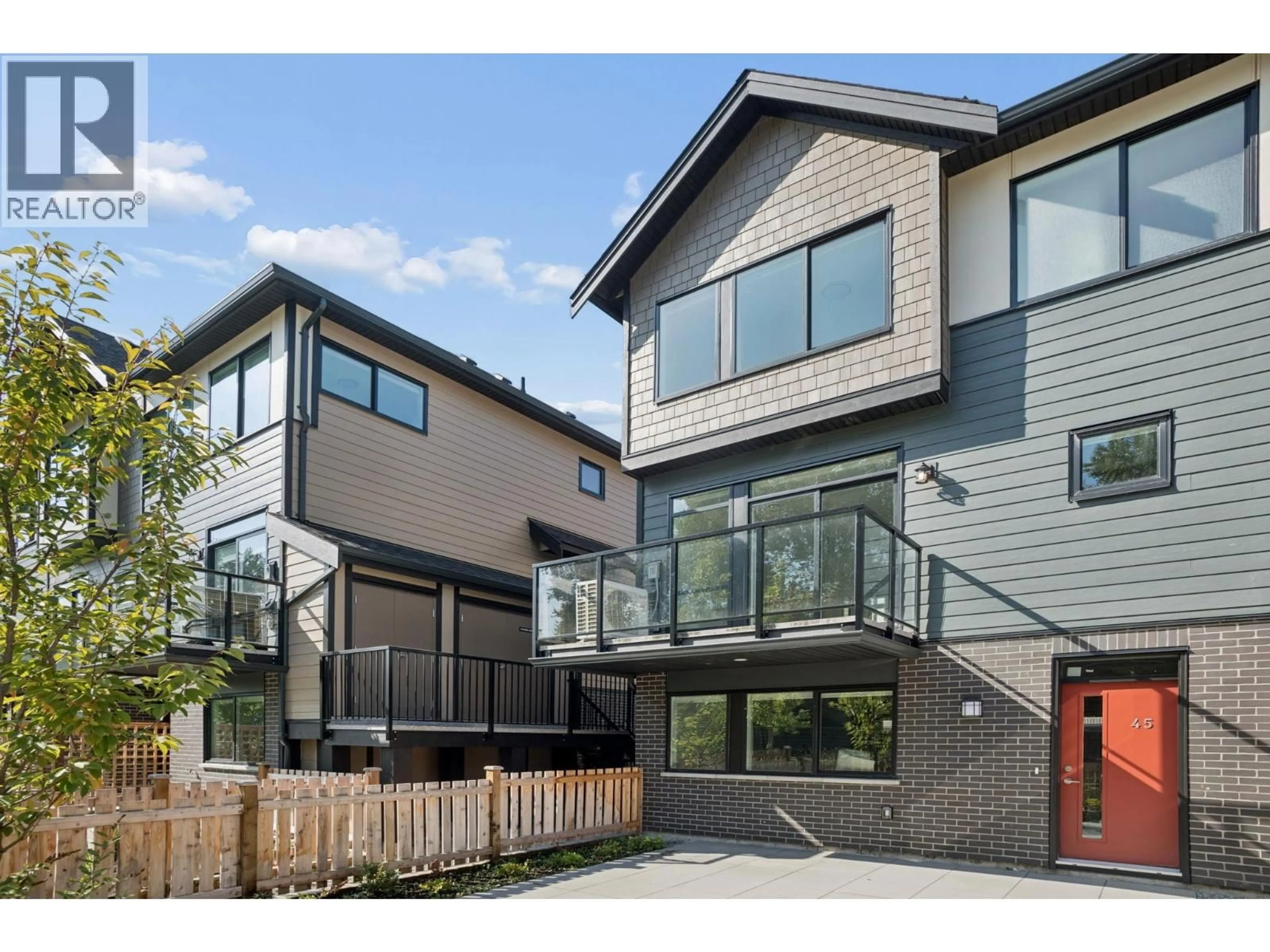 Home with vinyl exterior material, street for 45 - 4337 BOUNDARY ROAD, Richmond British Columbia V6V1S8