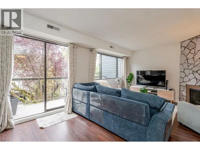 7363 CAPISTRANO DRIVE, Burnaby 4