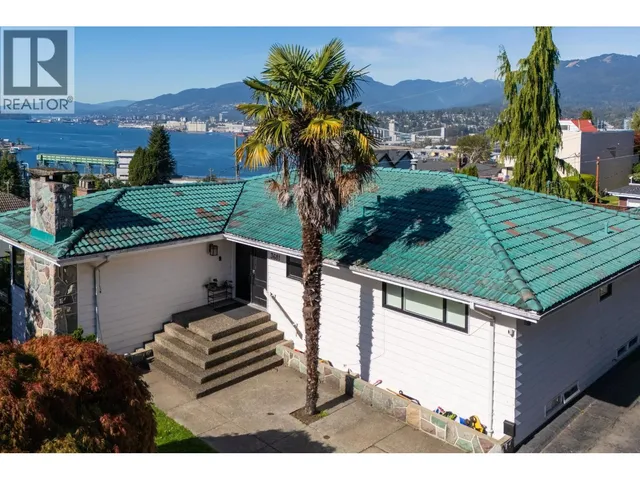 3681 MCGILL STREET, Vancouver 3
