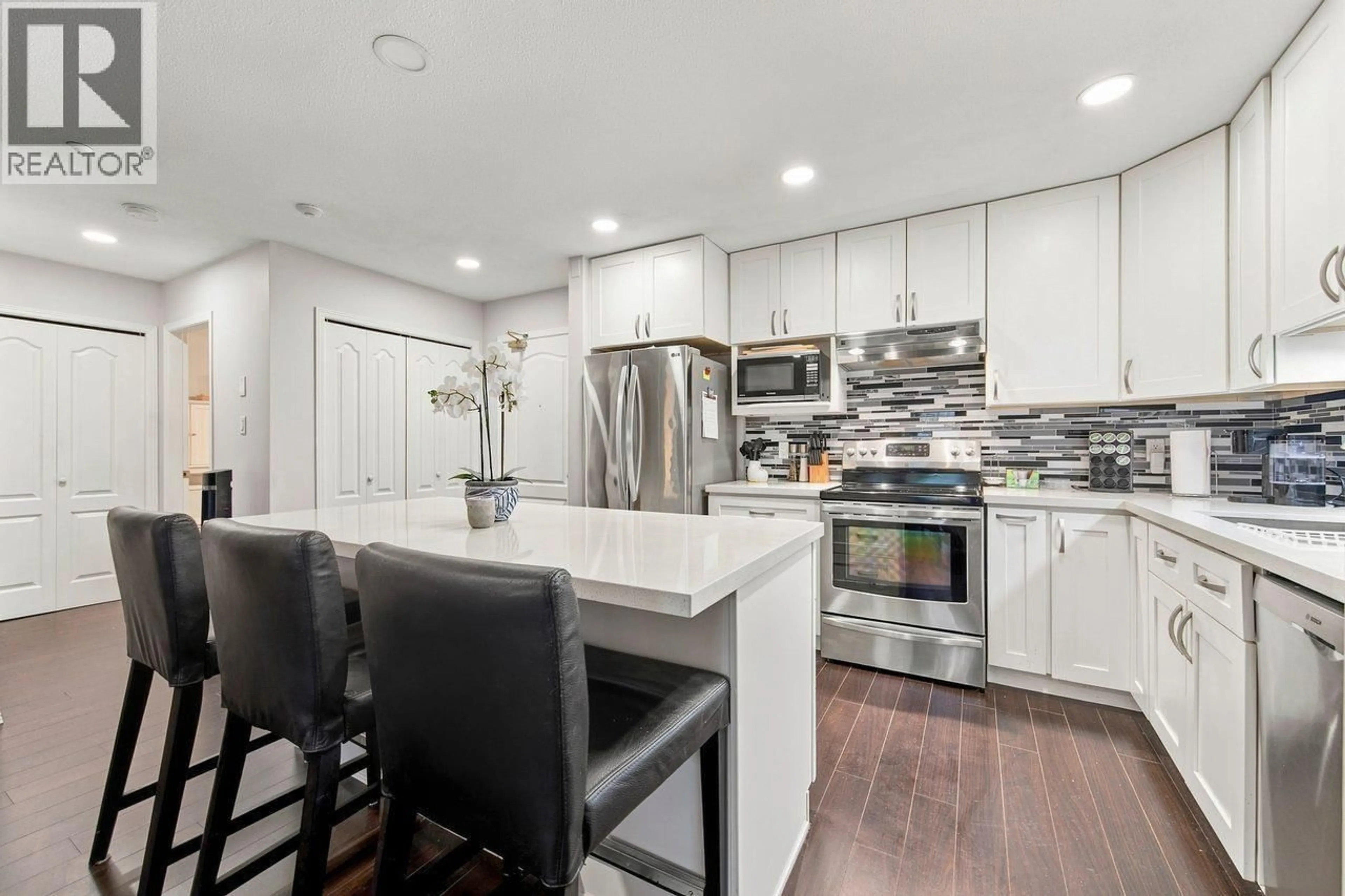 Open concept kitchen, unknown for 113 - 2978 BURLINGTON DRIVE, Coquitlam British Columbia V3B7S6