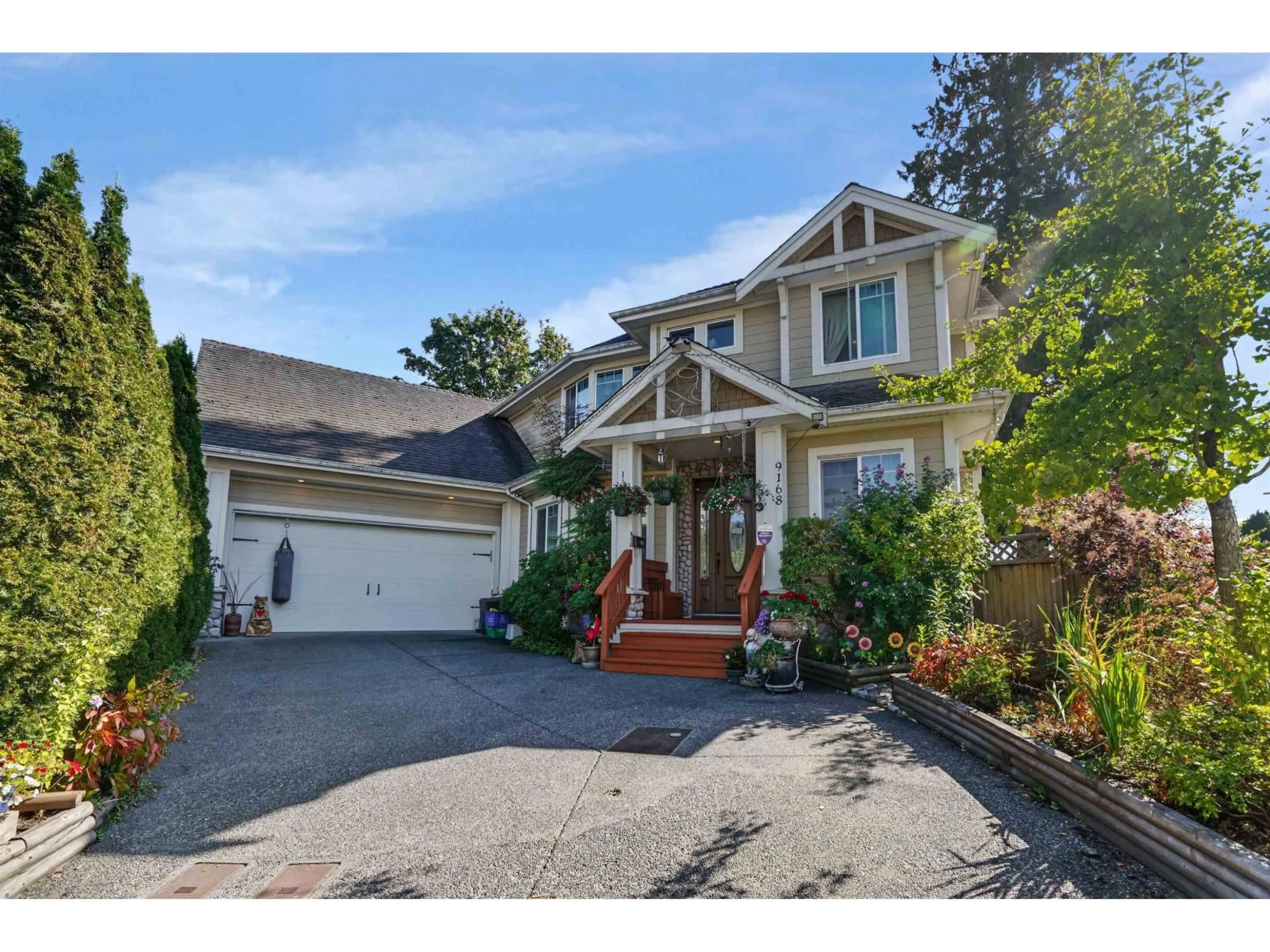 Home with vinyl exterior material, street for 9168 DELVIEW LANE, Delta British Columbia V4C3K7
