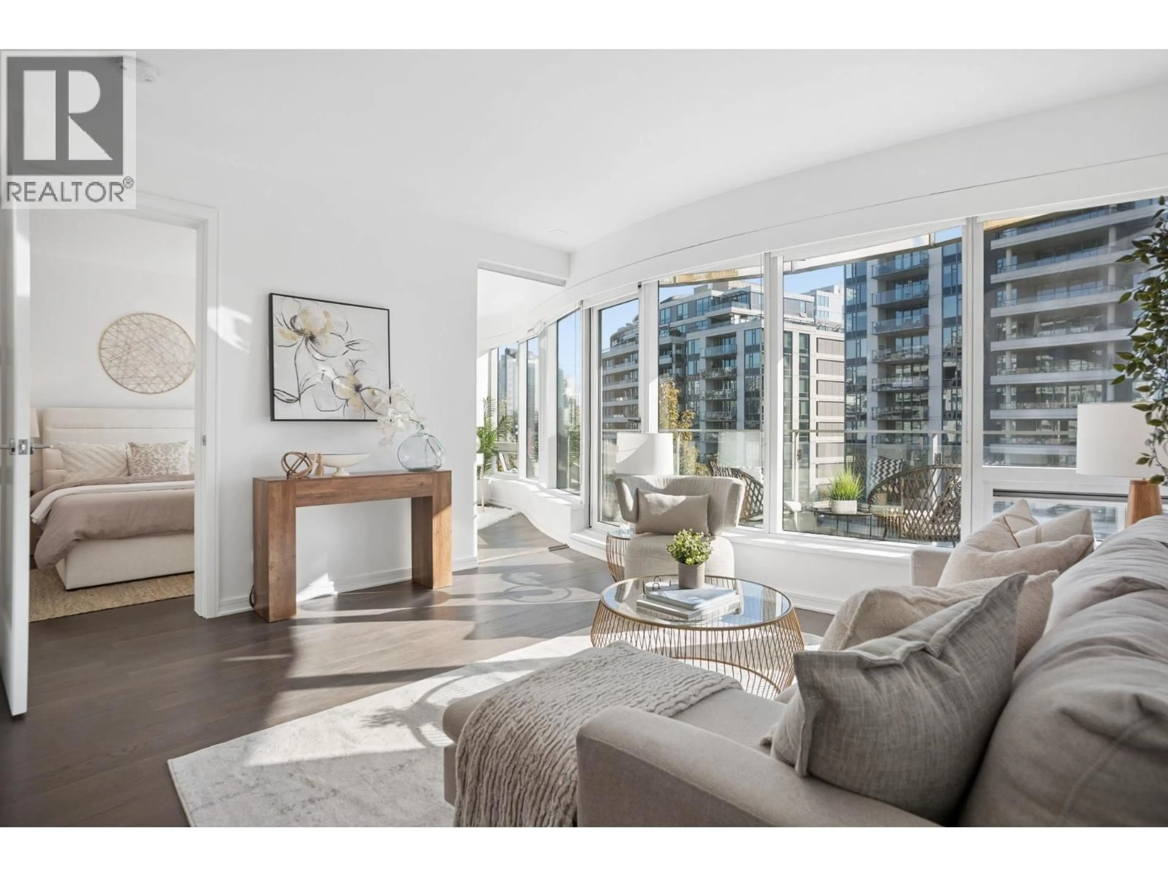 Living room with furniture, unknown for 606 - 1661 ONTARIO STREET, Vancouver British Columbia V5Y0C3