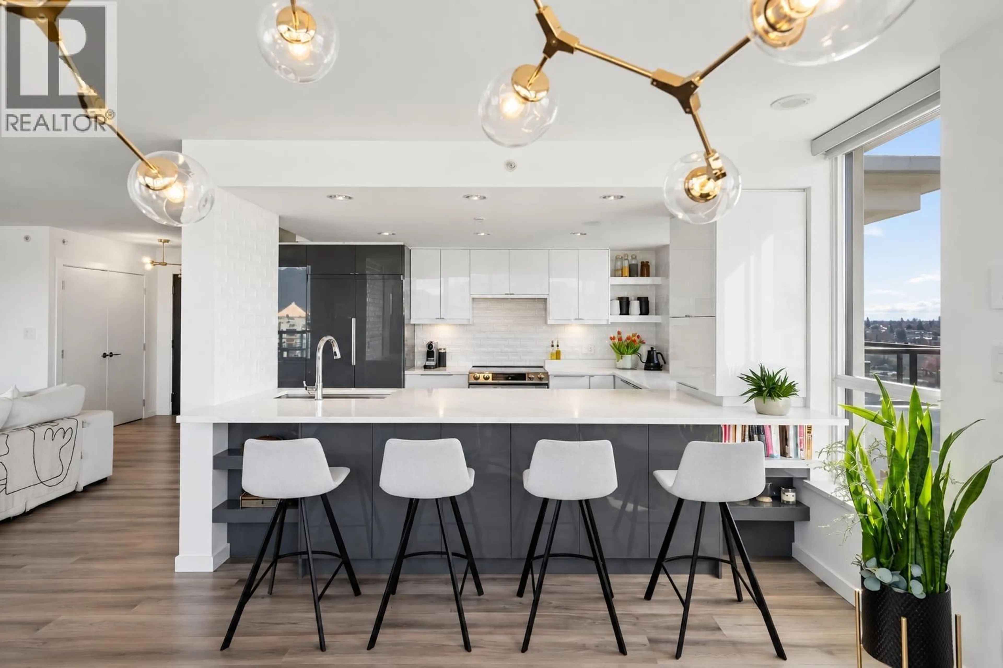 Contemporary kitchen, unknown for 3203 - 2138 MADISON AVENUE, Burnaby British Columbia V5C6T6