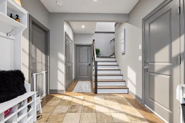 32215 14 AVENUE, Mission 5