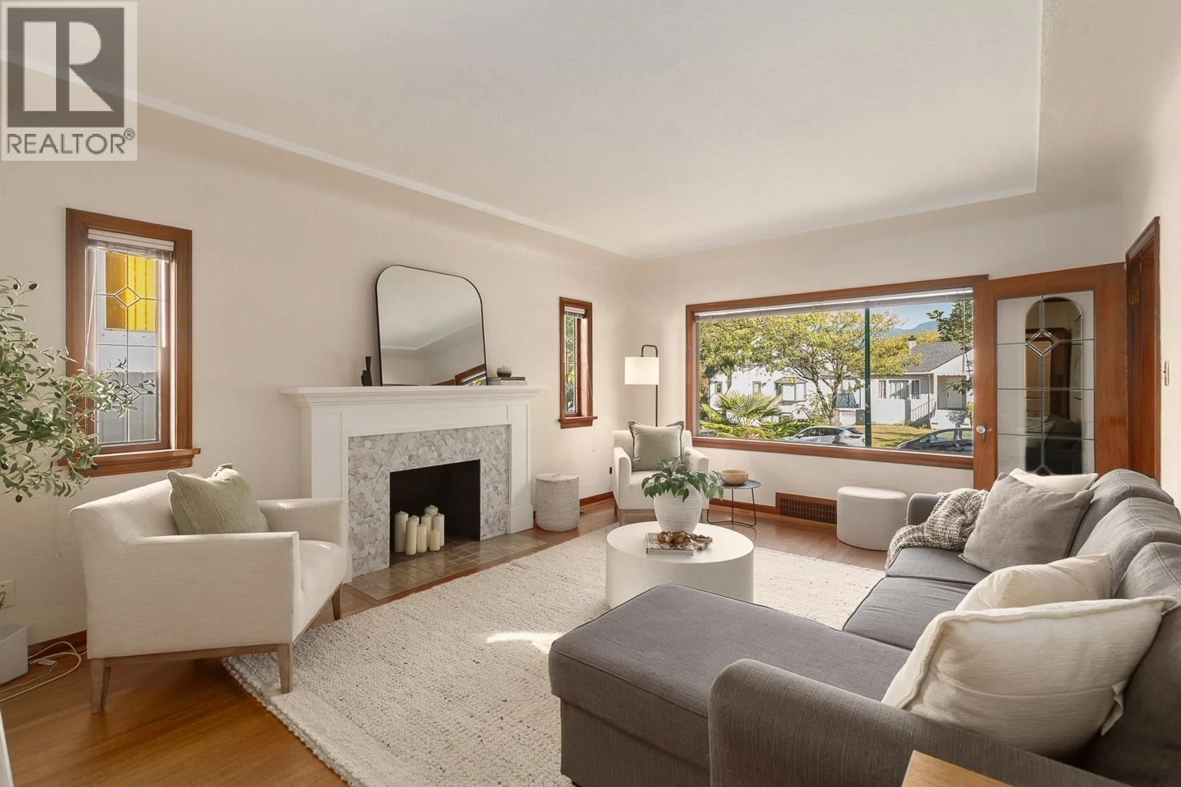 Living room with furniture, unknown for 3114 TURNER STREET, Vancouver British Columbia V5K2H1