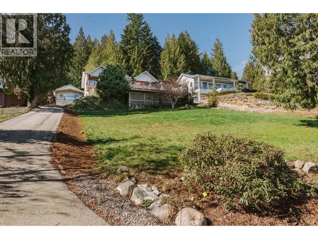 1205 ST ANDREWS ROAD, Gibsons 3