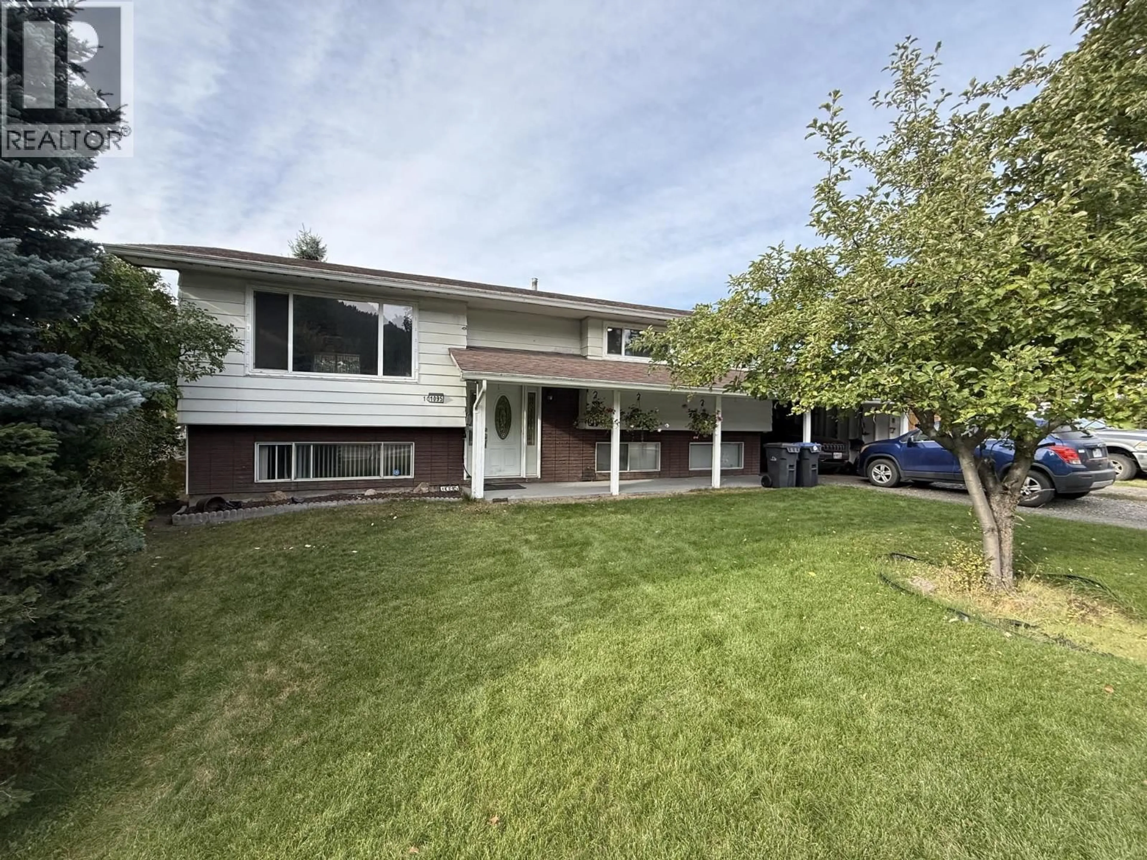 A pic from outside/outdoor area/front of a property/back of a property/a pic from drone, street for 1095 PIGEON AVENUE, Williams Lake British Columbia V2G2B8