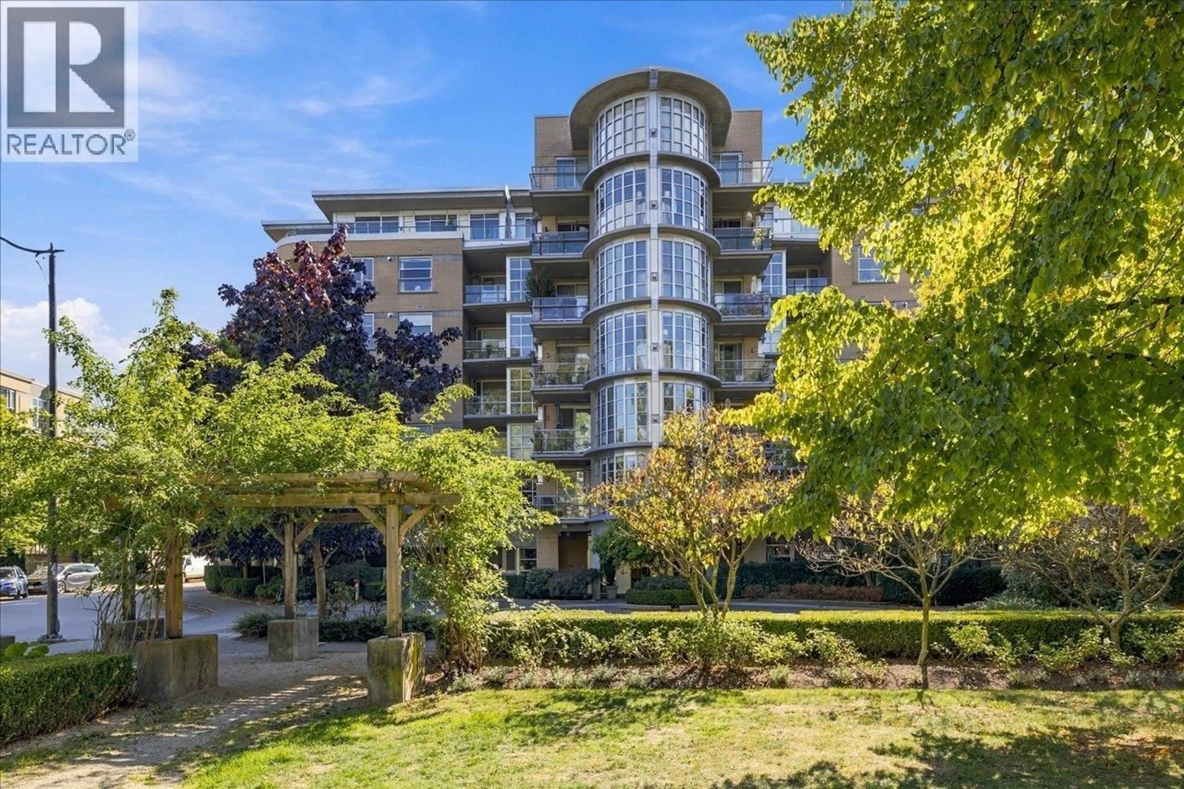 A pic from outside/outdoor area/front of a property/back of a property/a pic from drone, building for 707 - 2655 CRANBERRY DRIVE, Vancouver British Columbia V6K4V5
