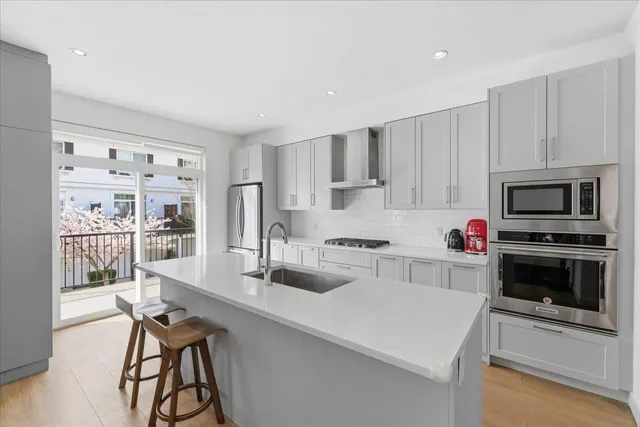 14 - 288 171 STREET, Surrey 4